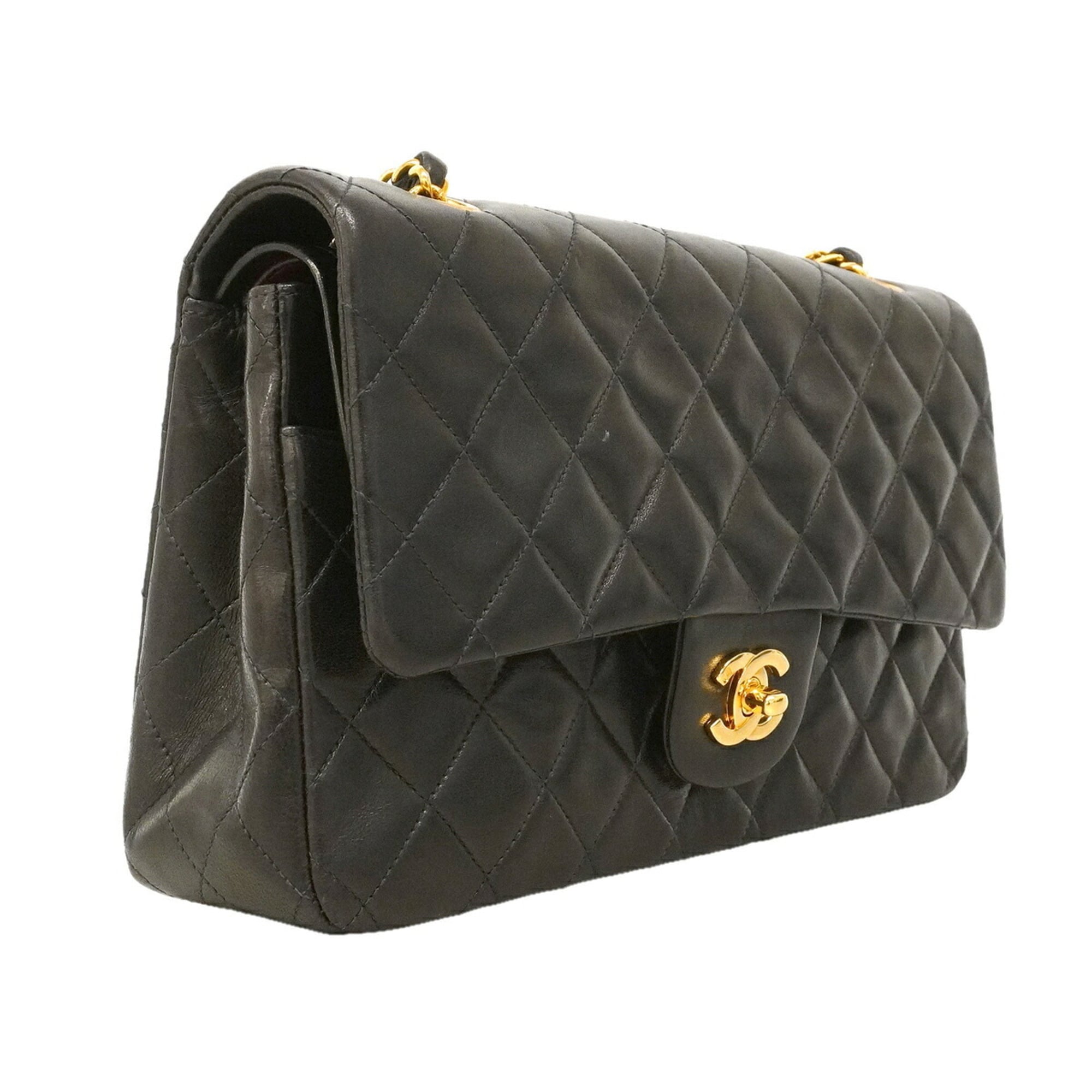 Chanel Black Leather Shoulder Bag (Pre-Owned)