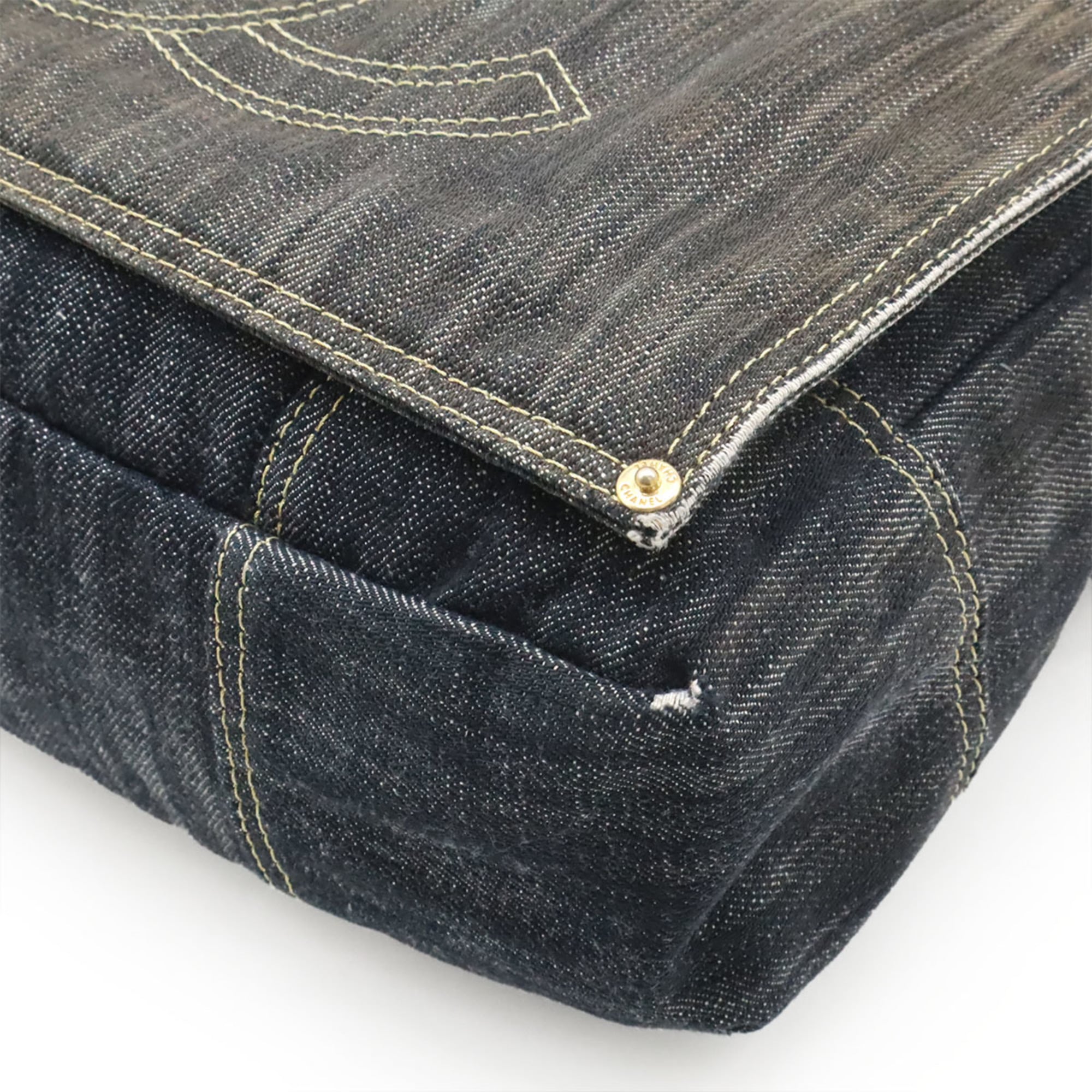 Chanel Denim Denim Shoulder Bag (Pre-Owned)