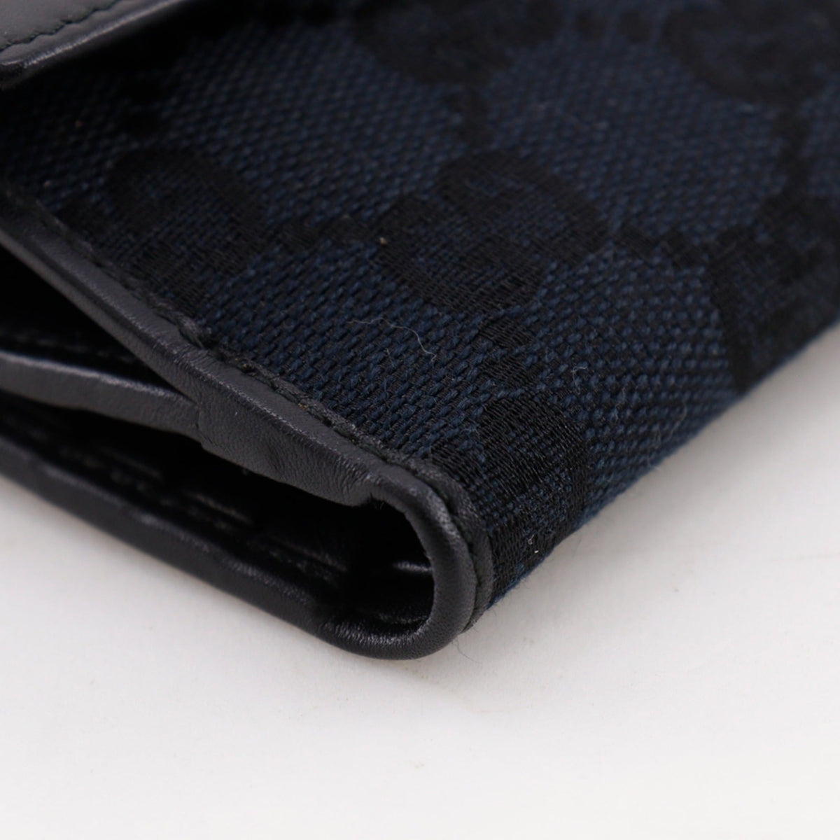 Gucci Black Gg Canvas Wallet (Bi-Fold) (Pre-Owned)
