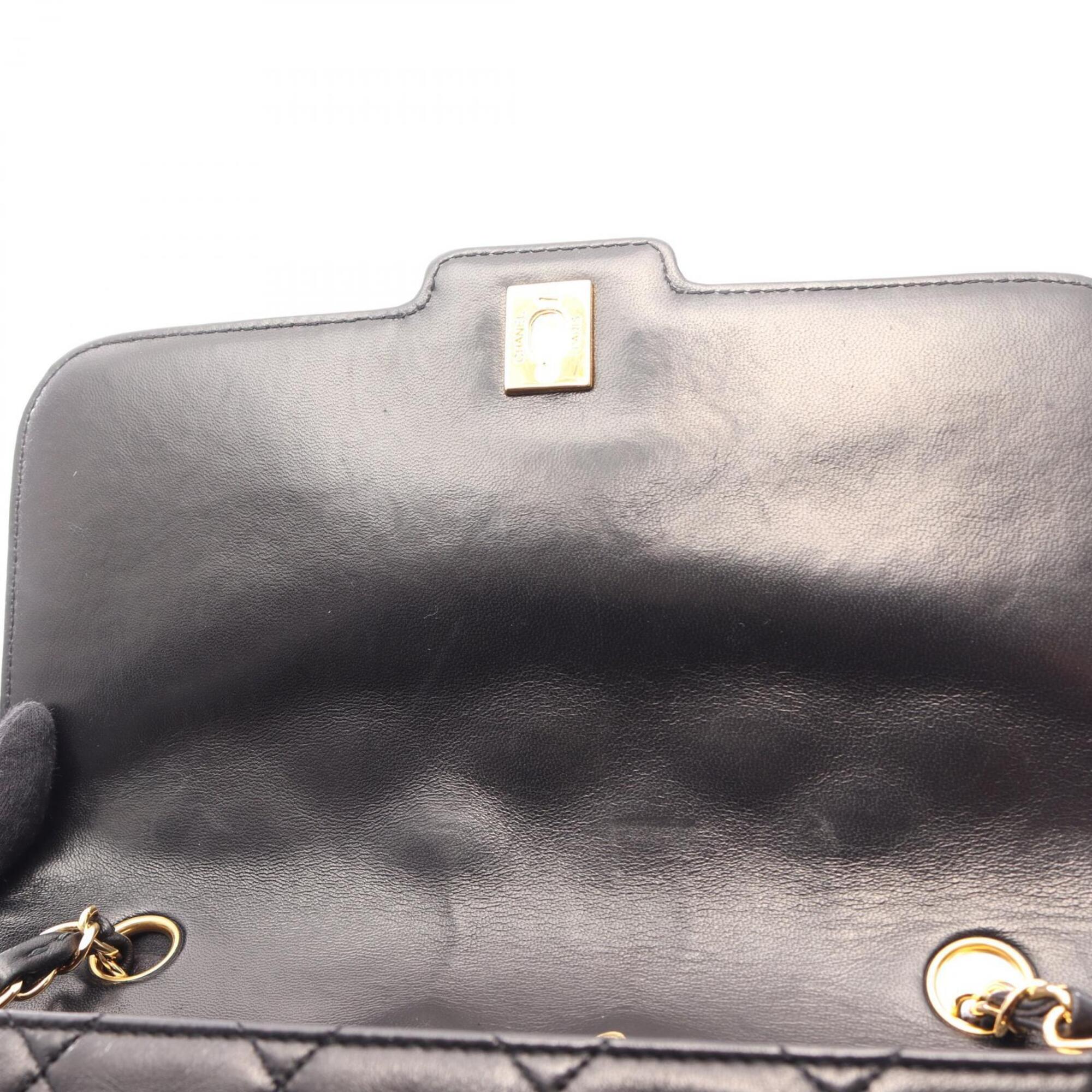 Chanel Black Leather Handbag Shoulder Bag (Pre-Owned)