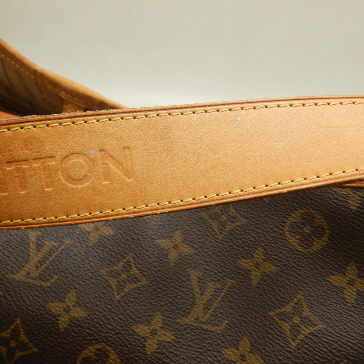 Louis Vuitton Brown Monogram Canvas Shoulder Bag (Pre-Owned)