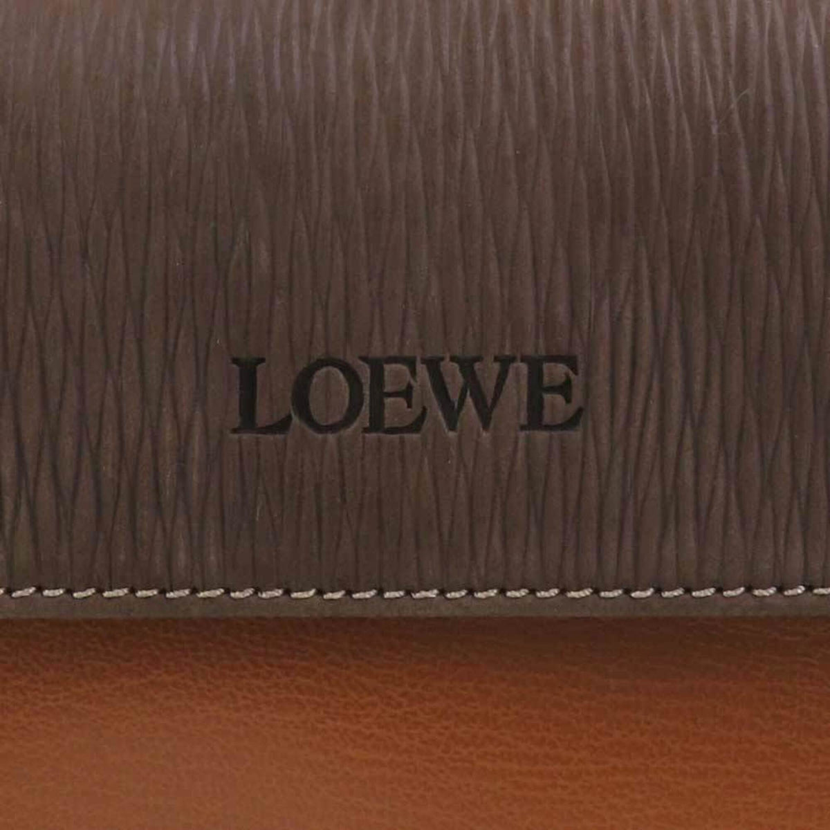 Loewe Brown Leather Handbag (Pre-Owned)