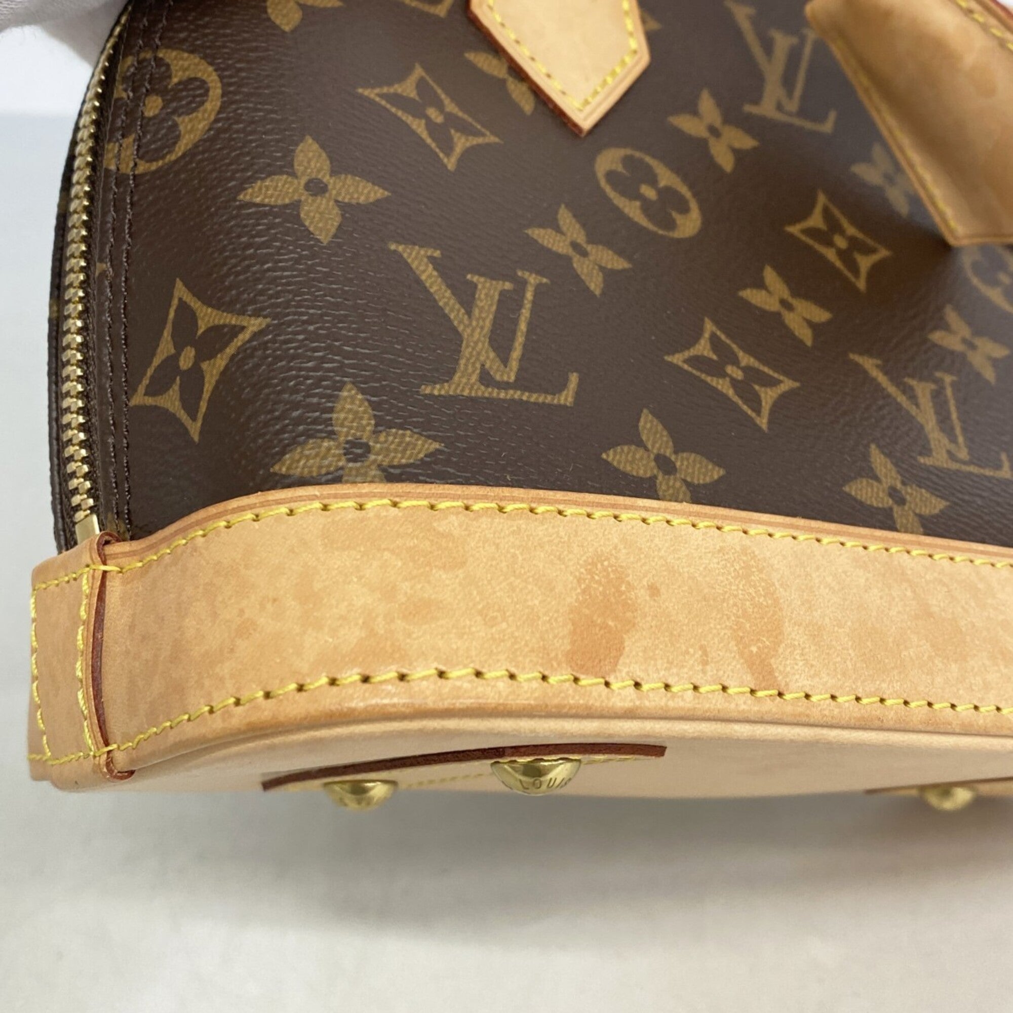 Louis Vuitton Brown Handbag (Pre-Owned)