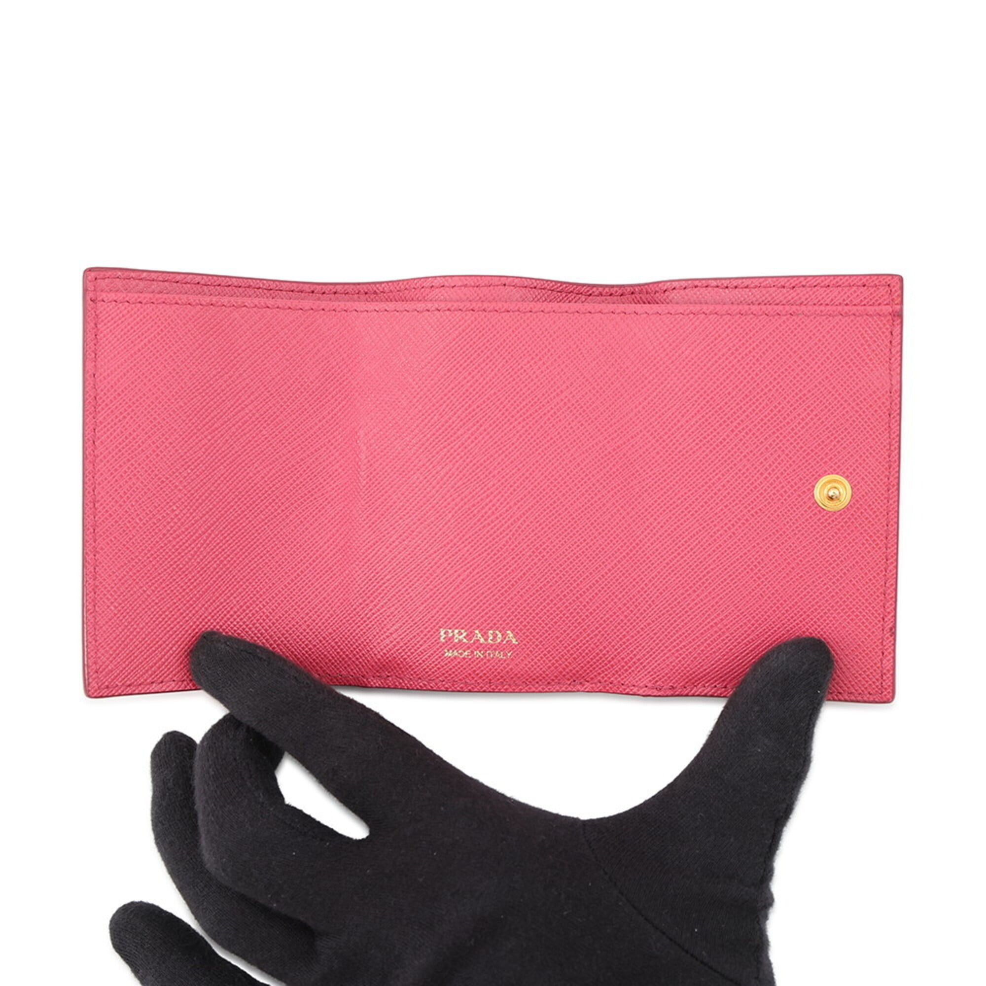 Prada Saffiano Pink Leather Wallet (Tri-Fold) (Pre-Owned)