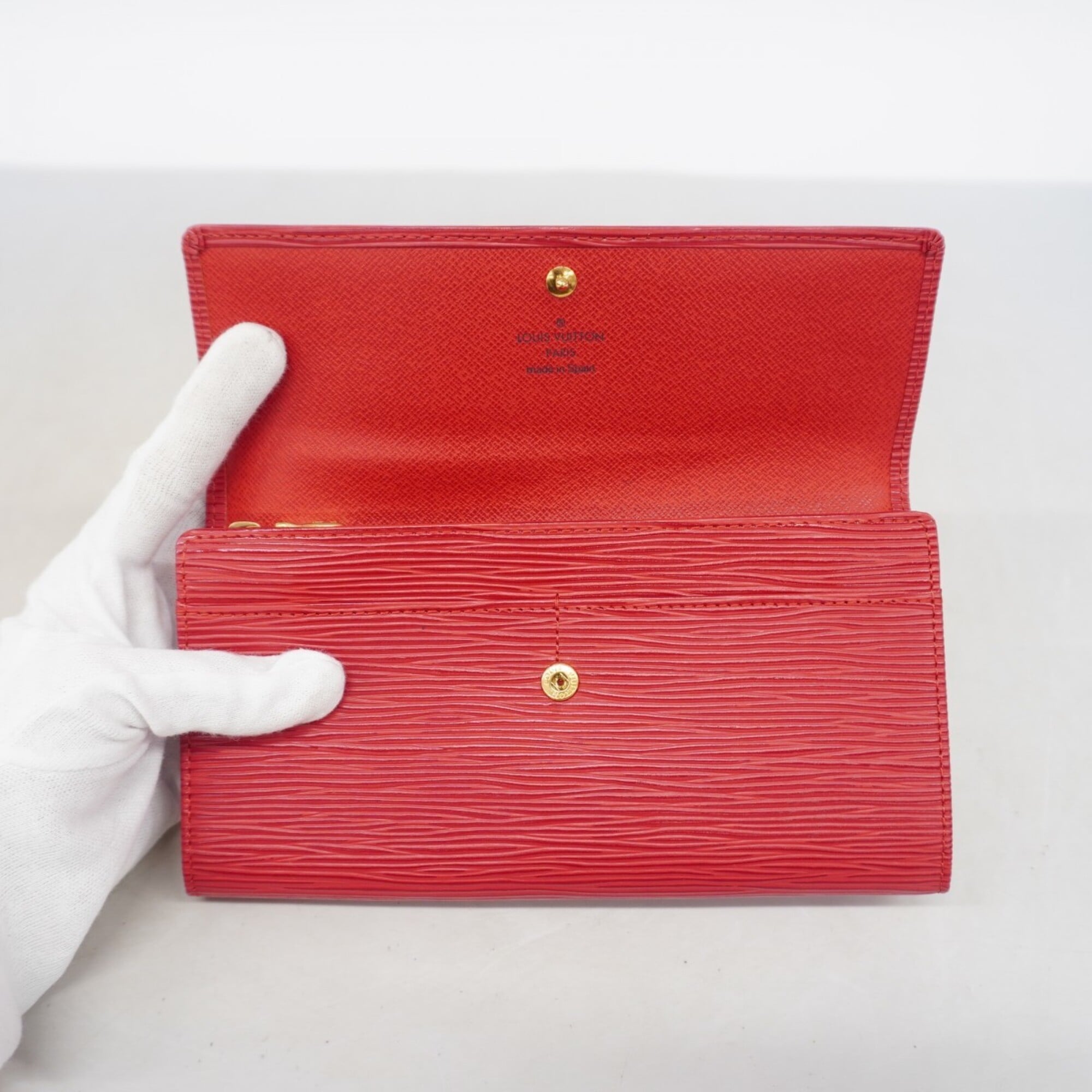 Louis Vuitton Castilian Red Long Wallet (Bi-Fold) (Pre-Owned)