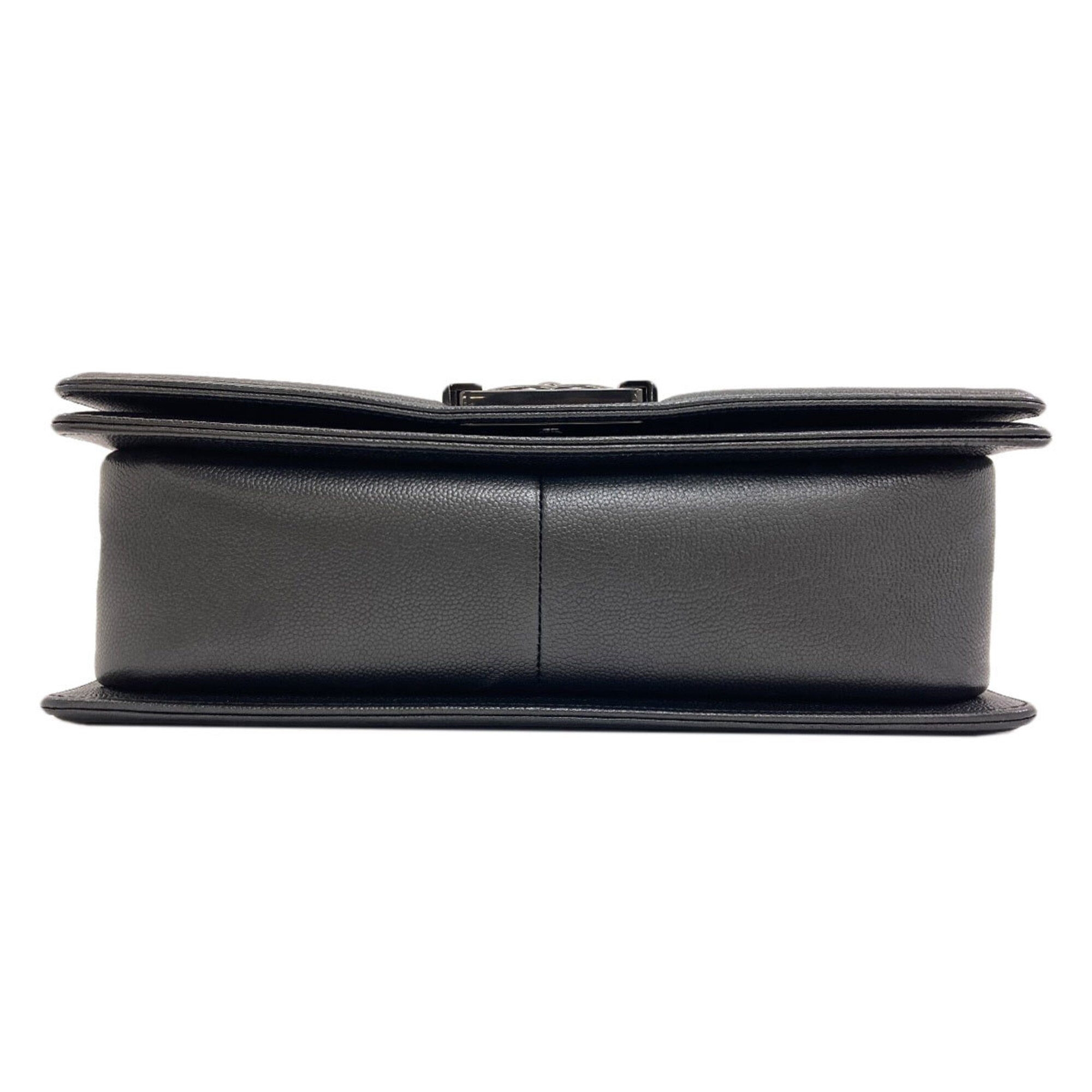 Chanel Black Leather Shoulder Bag (Pre-Owned)