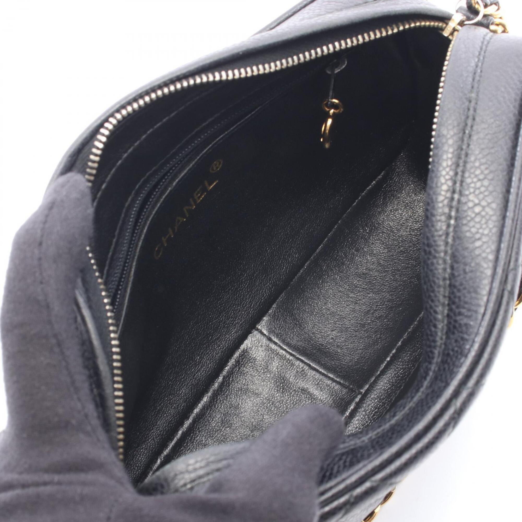 Chanel Black Grained Calfskin Handbag Shoulder Bag (Pre-Owned)
