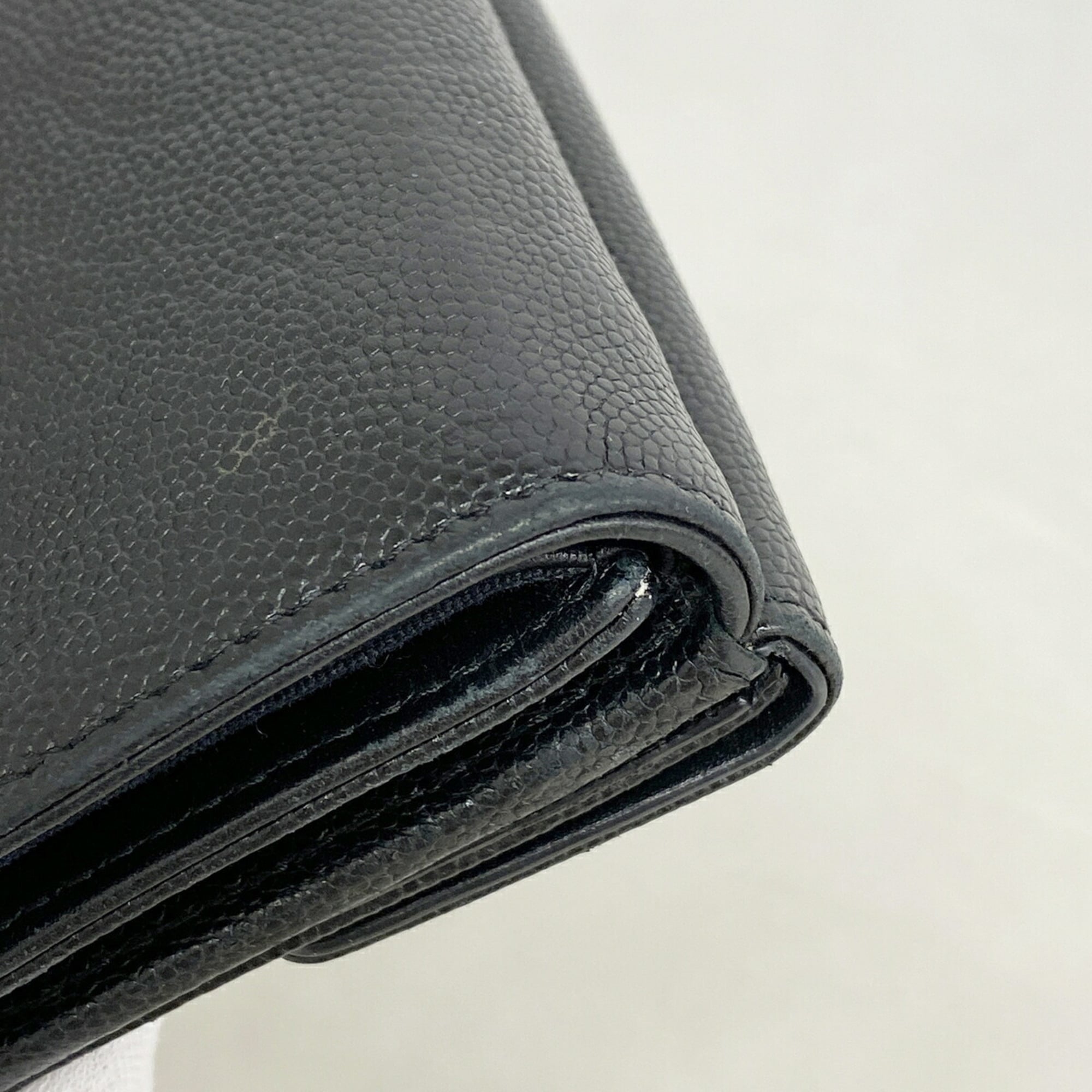 Chanel Black Grained Calfskin Wallet (Tri-Fold) (Pre-Owned)