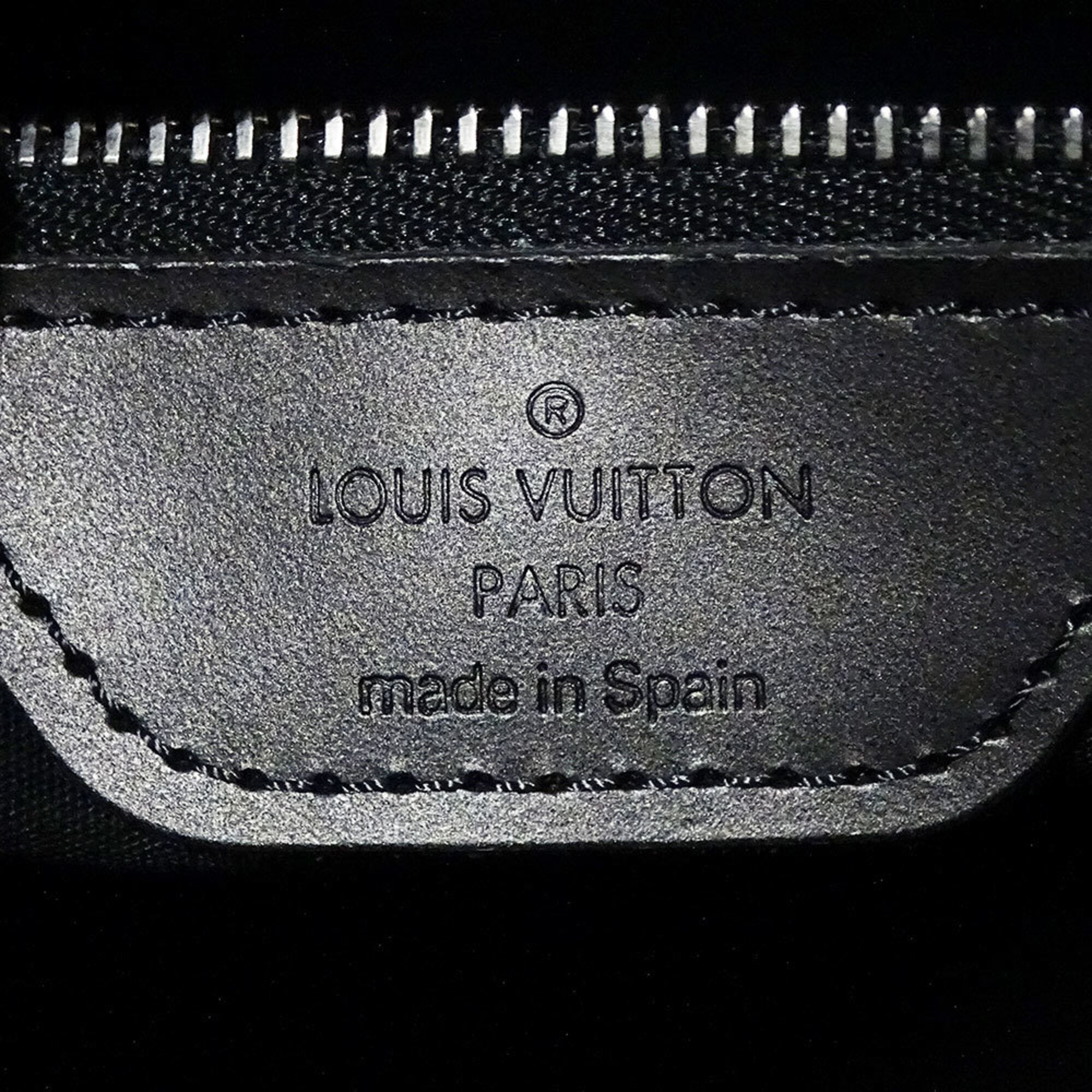 Louis Vuitton Noir Monogram Mat Tote Bag (Pre-Owned)