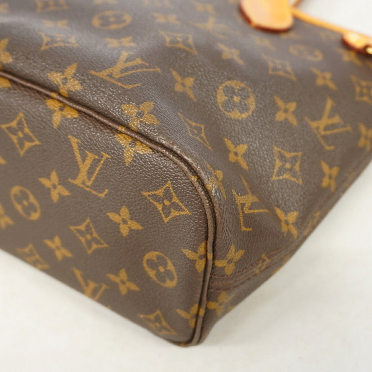 Louis Vuitton Brown Tote Bag (Pre-Owned)