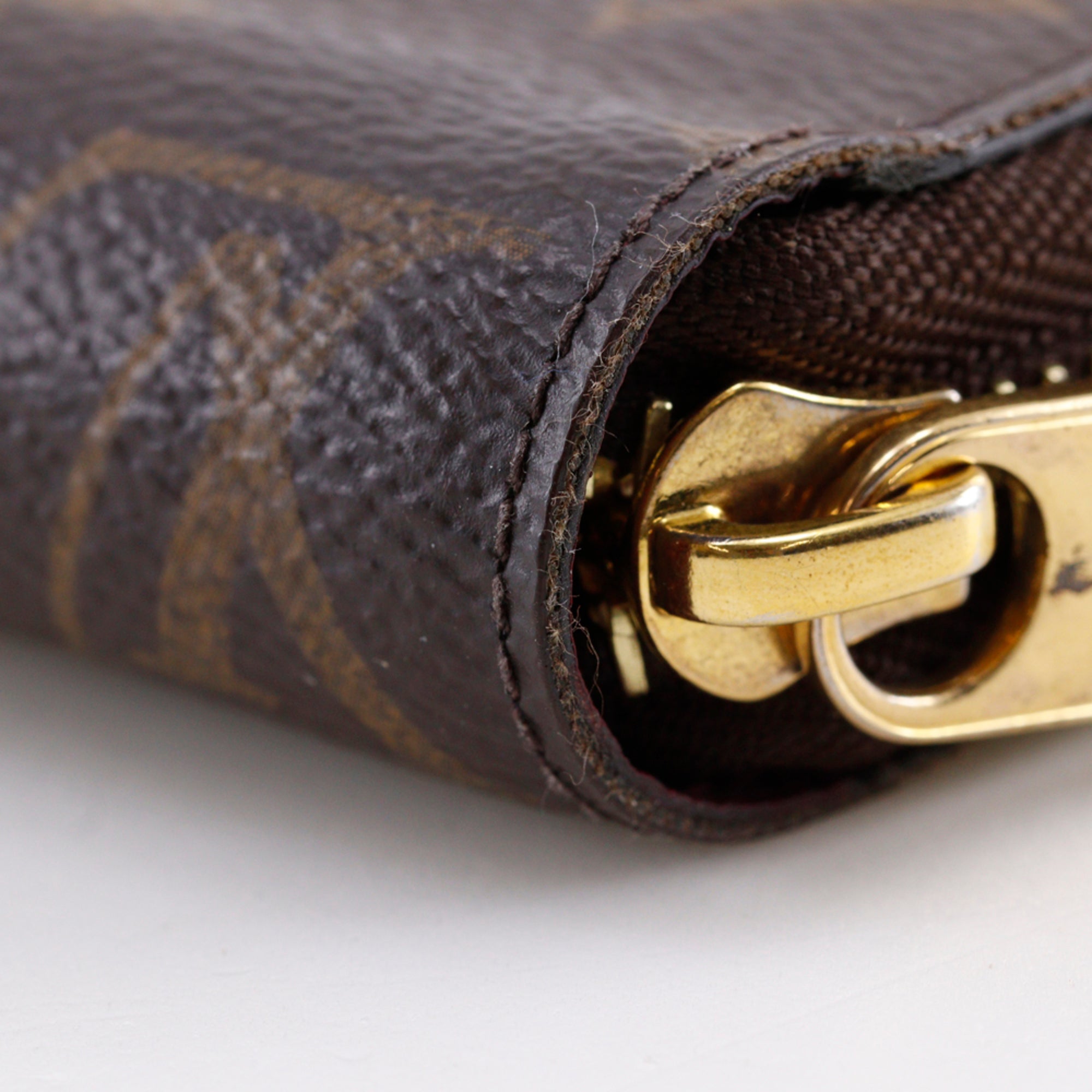 Louis Vuitton Brown Fuchsia Monogram Red Color Monogram Long Wallet (Bi-Fold) (Pre-Owned)