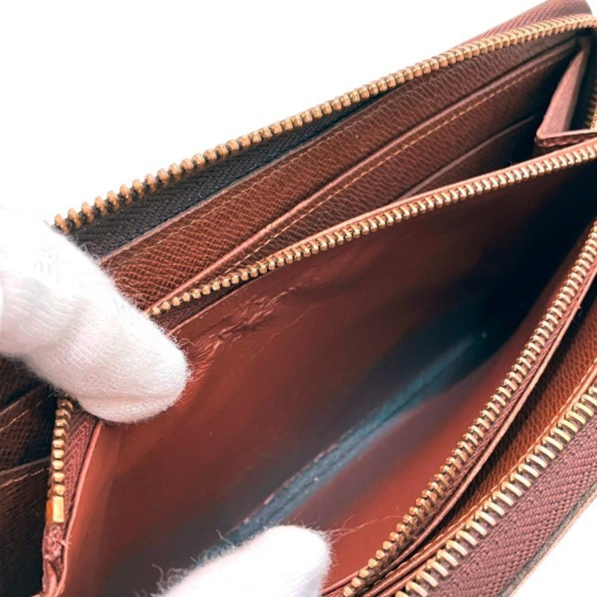 Louis Vuitton Brown Monogram Long Wallet (Bi-Fold) (Pre-Owned)