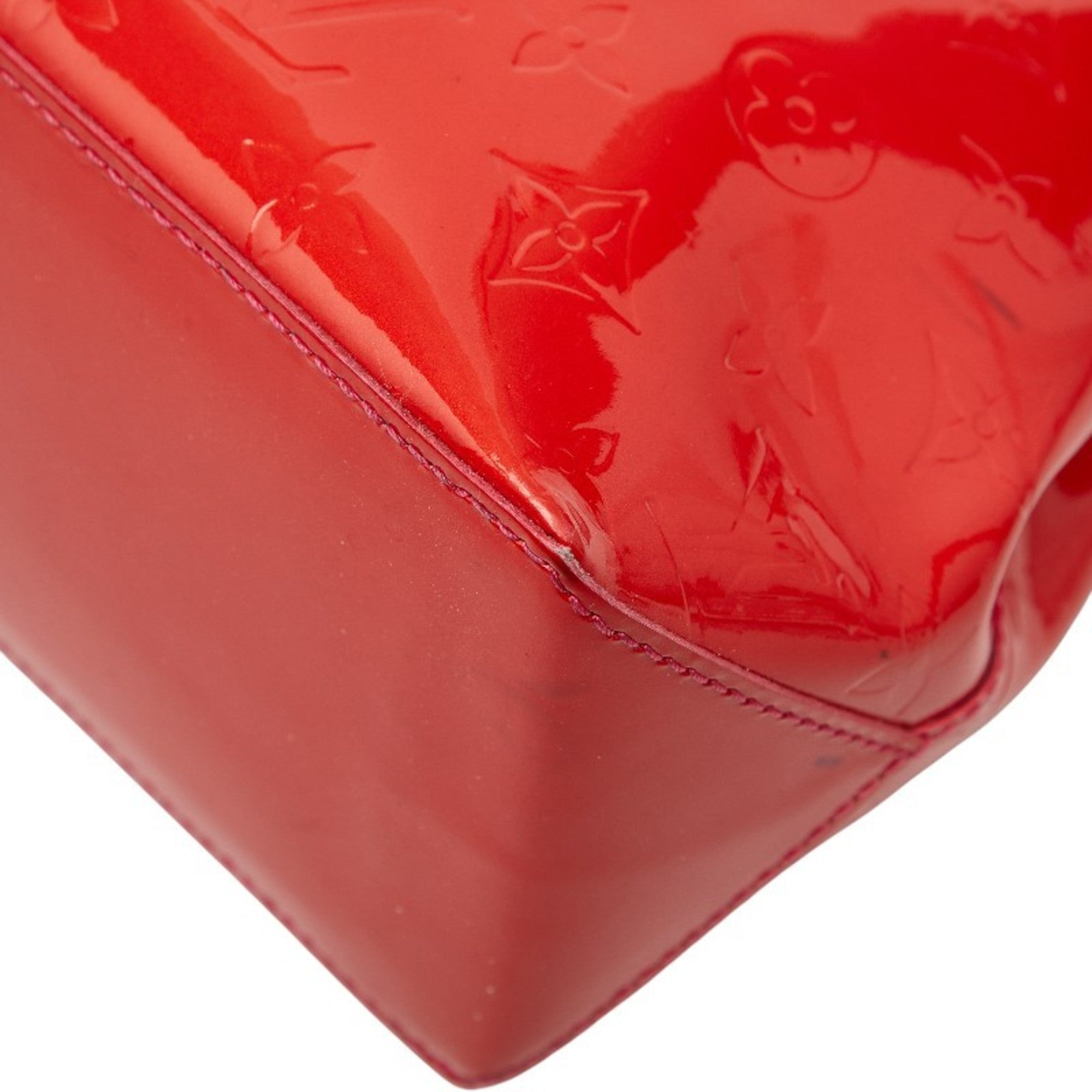 Louis Vuitton Pomme D'amour Red Color Patent Leather Handbag (Pre-Owned)