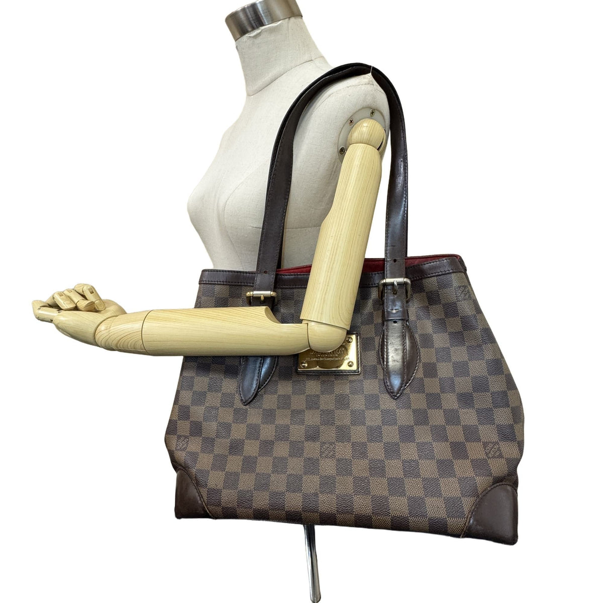 Louis Vuitton Brown Damier Canvas Ebene Red Color Damier Canvas Handbag (Pre-Owned)
