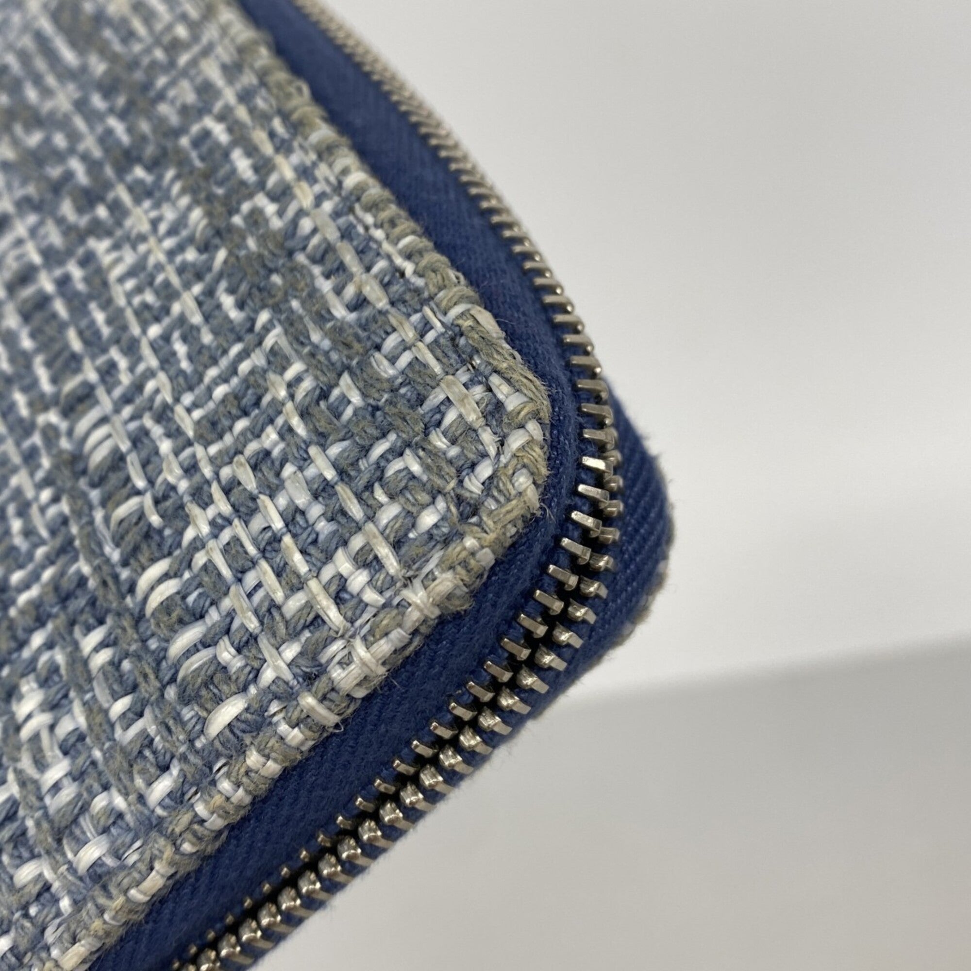 Chanel Blue Tweed Wallet (Bi-Fold) (Pre-Owned)