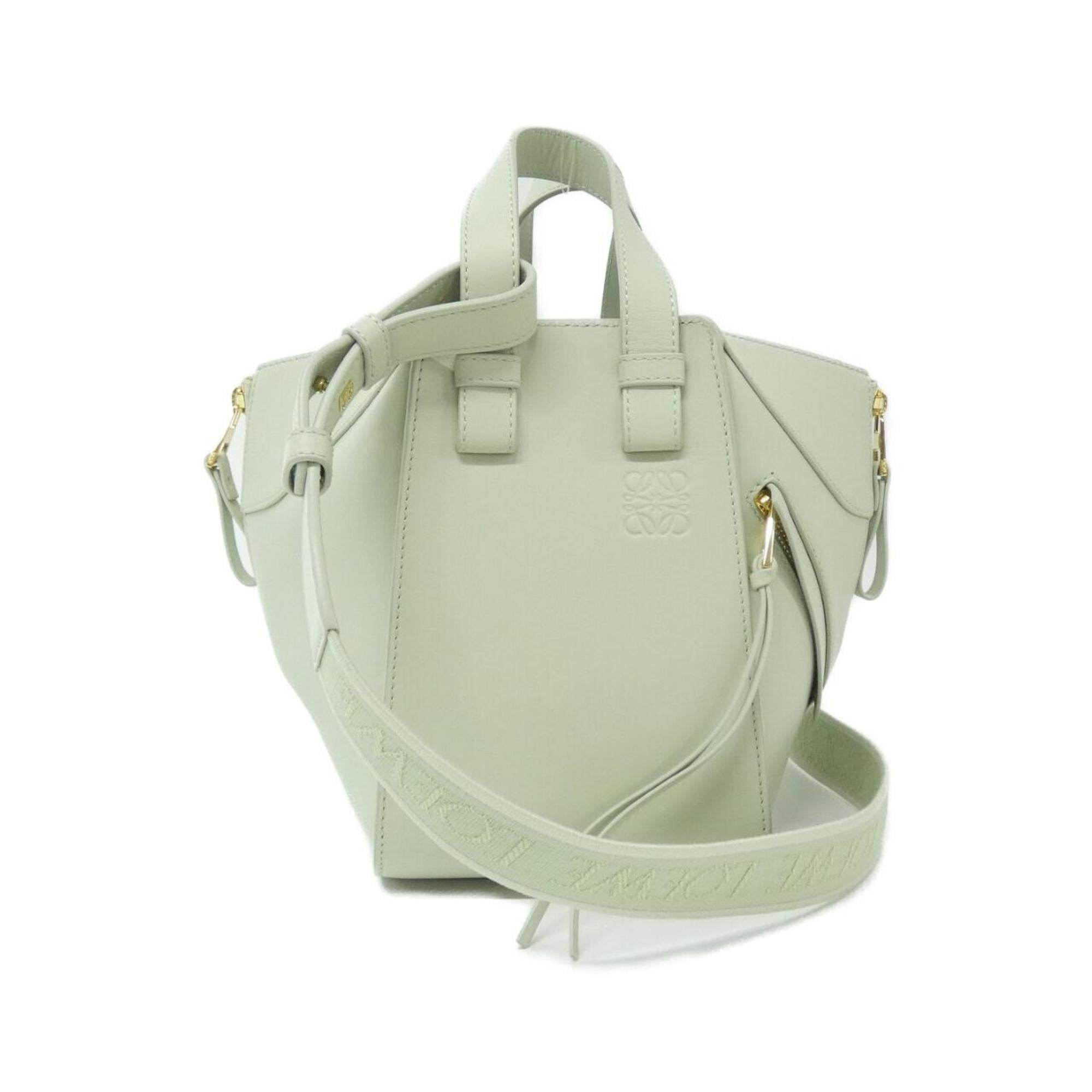 Loewe Light Green Leather Shoulder Bag (Pre-Owned)