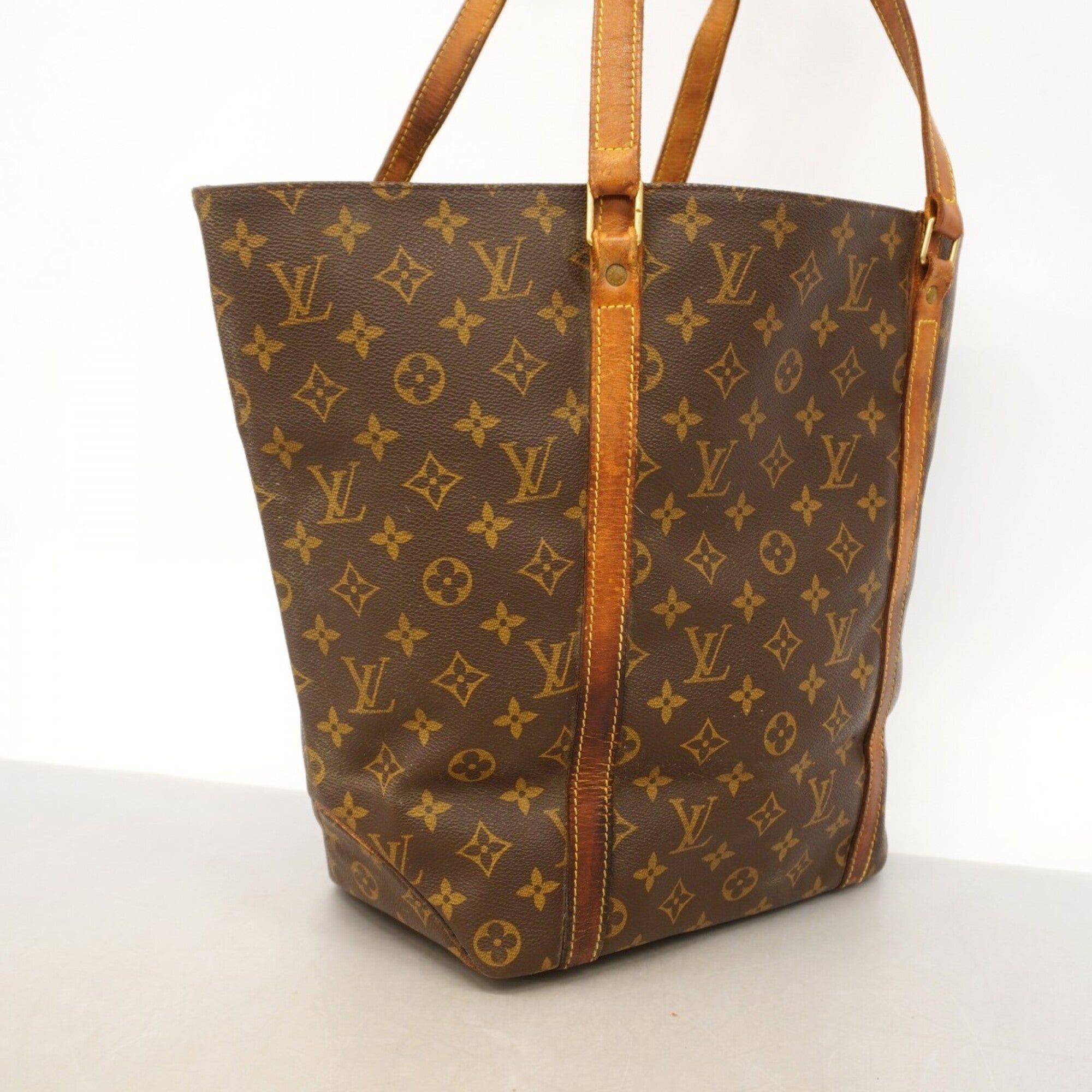 Louis Vuitton Brown Tote Bag (Pre-Owned)