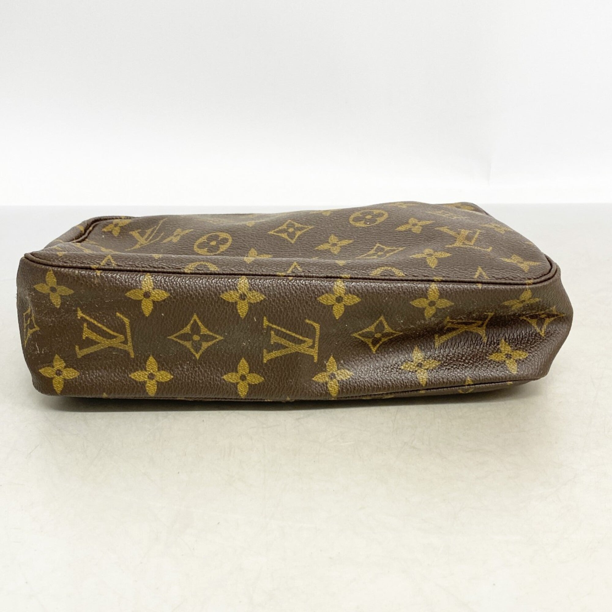 Louis Vuitton Brown Pouch (Pre-Owned)