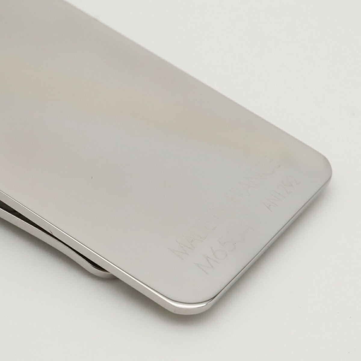 Louis Vuitton Silver Stainless Steel (Pre-Owned)