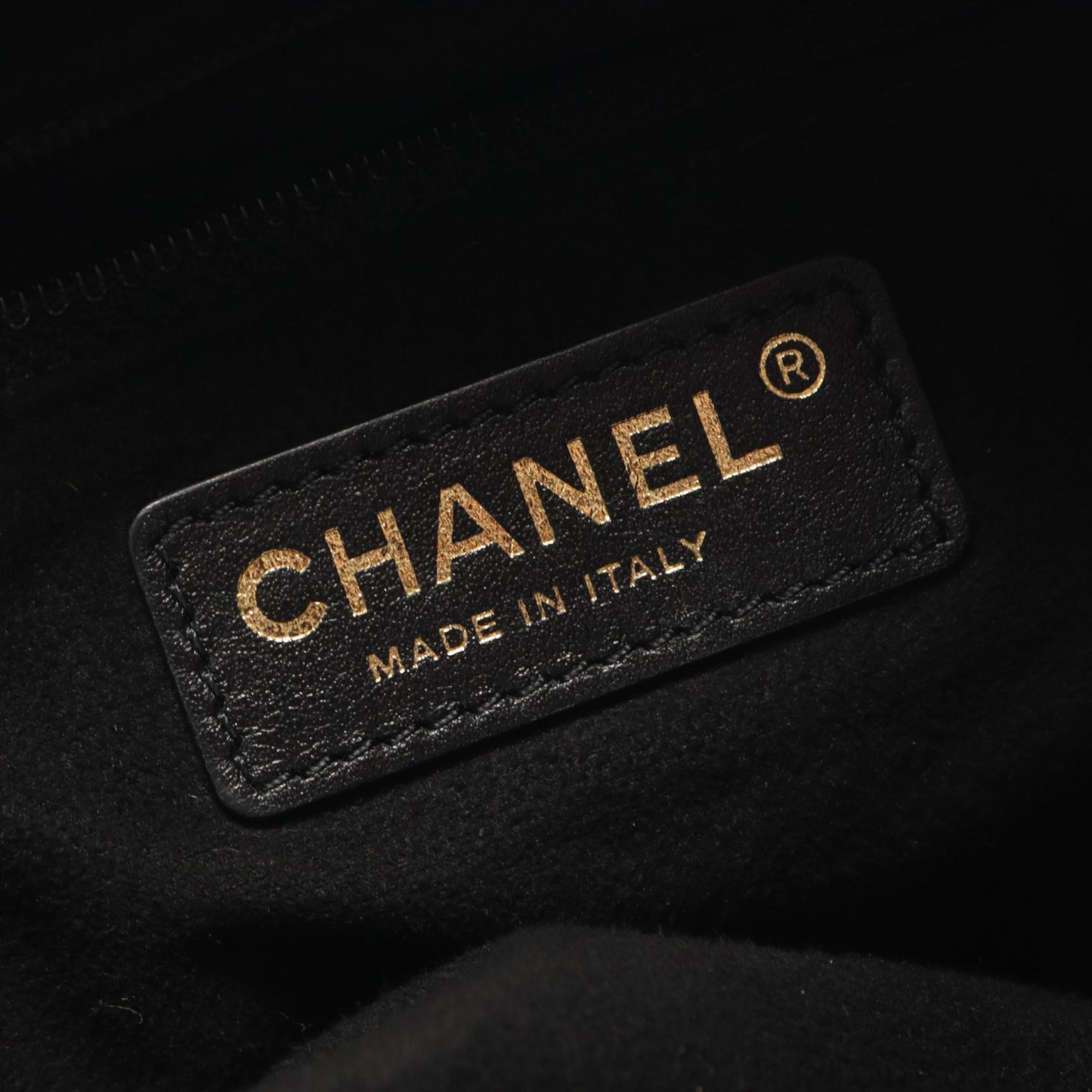Chanel Black Leather Handbag Shoulder Bag (Pre-Owned)