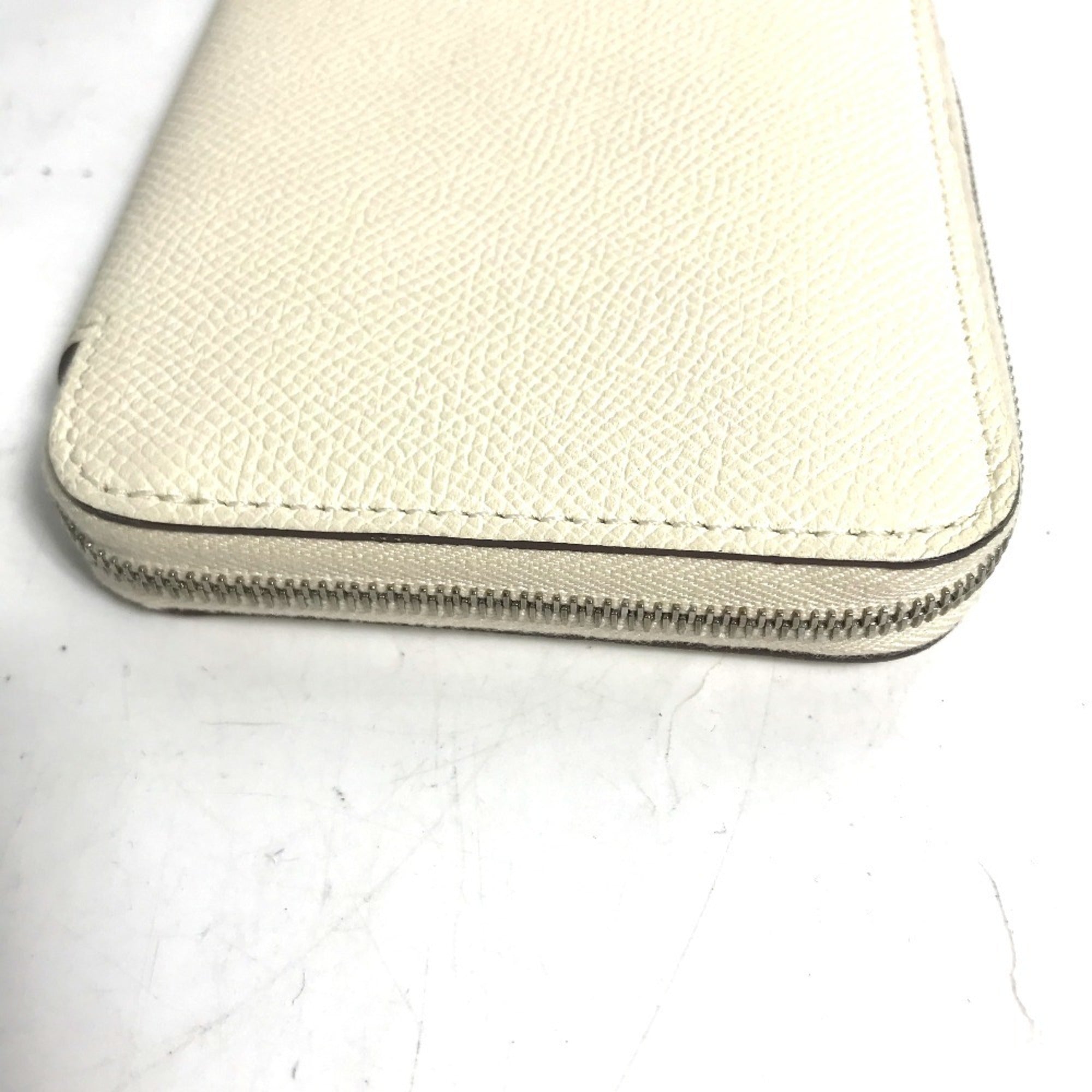 Hermes Silk'in White Epsom Leather Coin Purse/Coin Case (Pre-Owned)