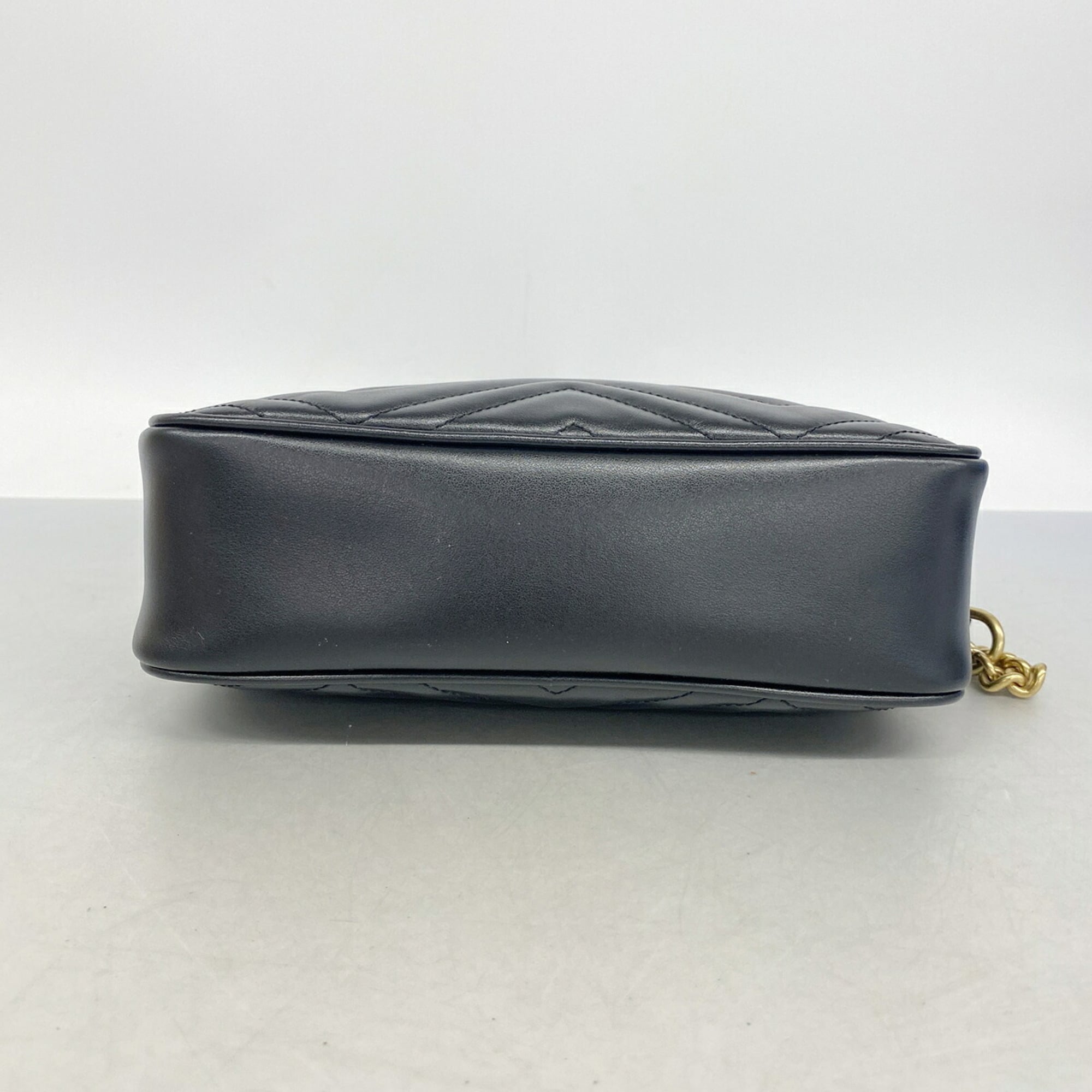 Gucci Black Leather Shoulder Bag (Pre-Owned)