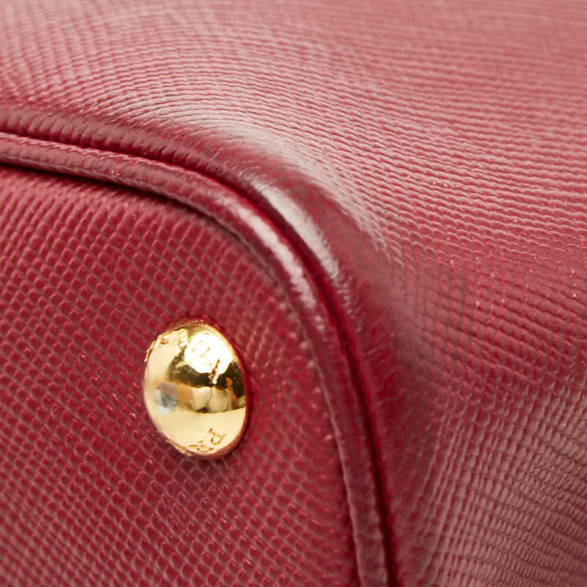 Prada Red Color Wine Leather Handbag Tote Bag (Pre-Owned)