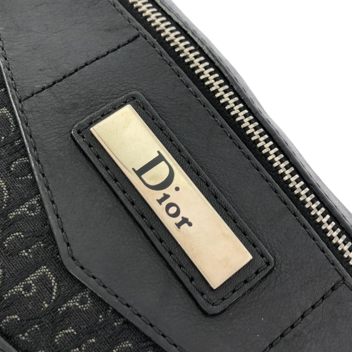 Christian Dior Black Canvas Shoulder Bag (Pre-Owned)