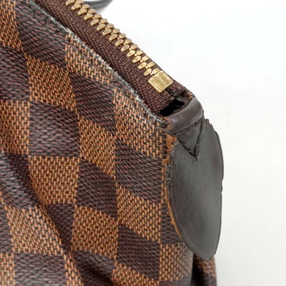 Louis Vuitton Ebene Handbag (Pre-Owned)