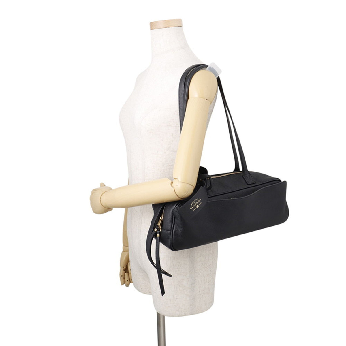 Balenciaga Black Leather Shoulder Bag (Pre-Owned)