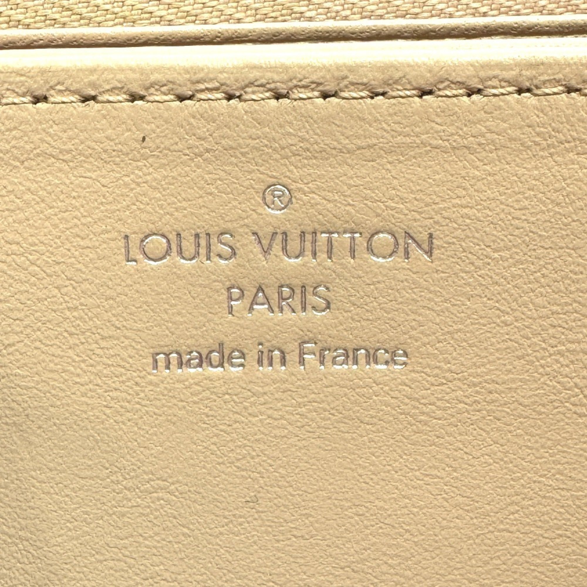 Louis Vuitton Pink Leather (Pre-Owned)