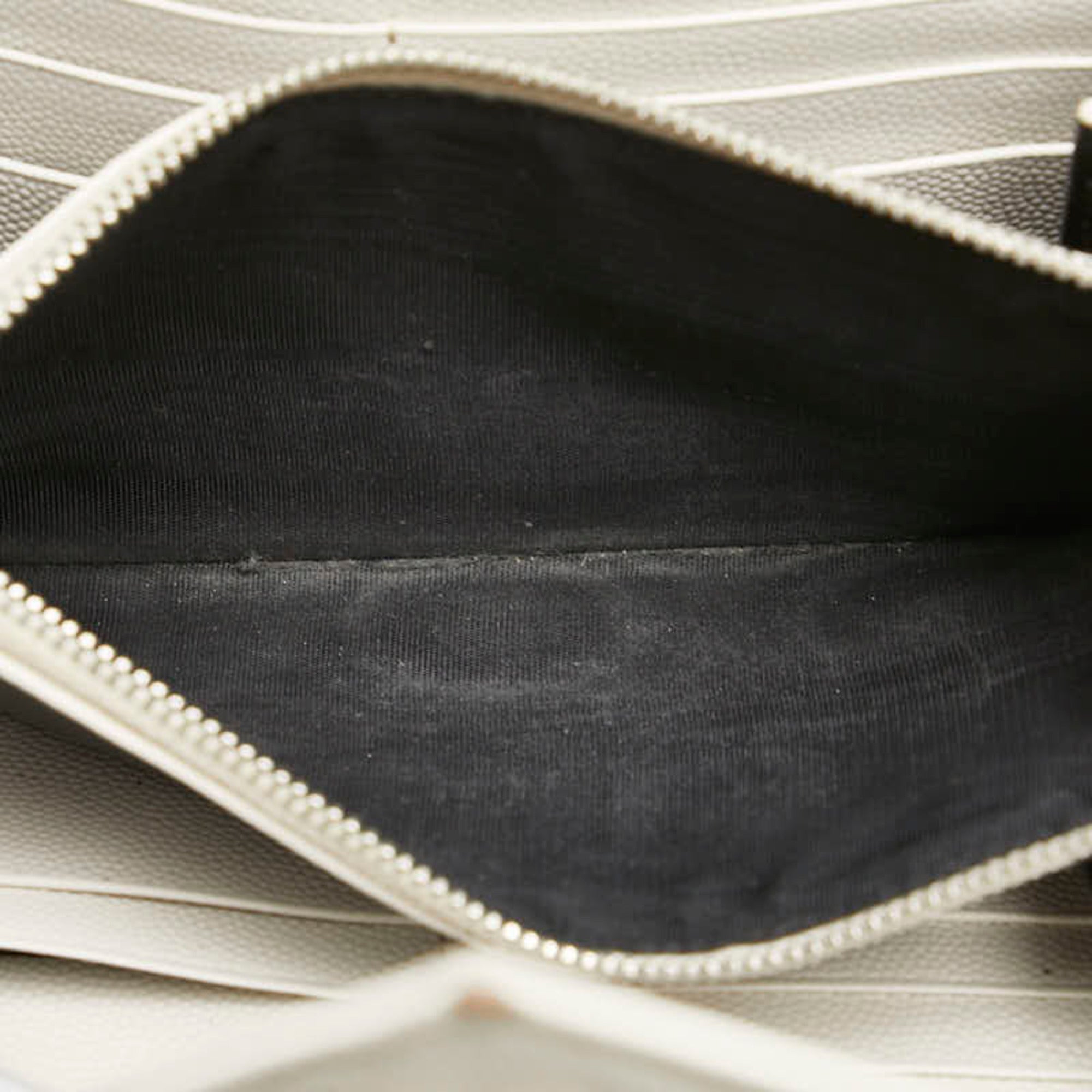 Saint Laurent White Leather Long Wallet (Bi-Fold) (Pre-Owned)