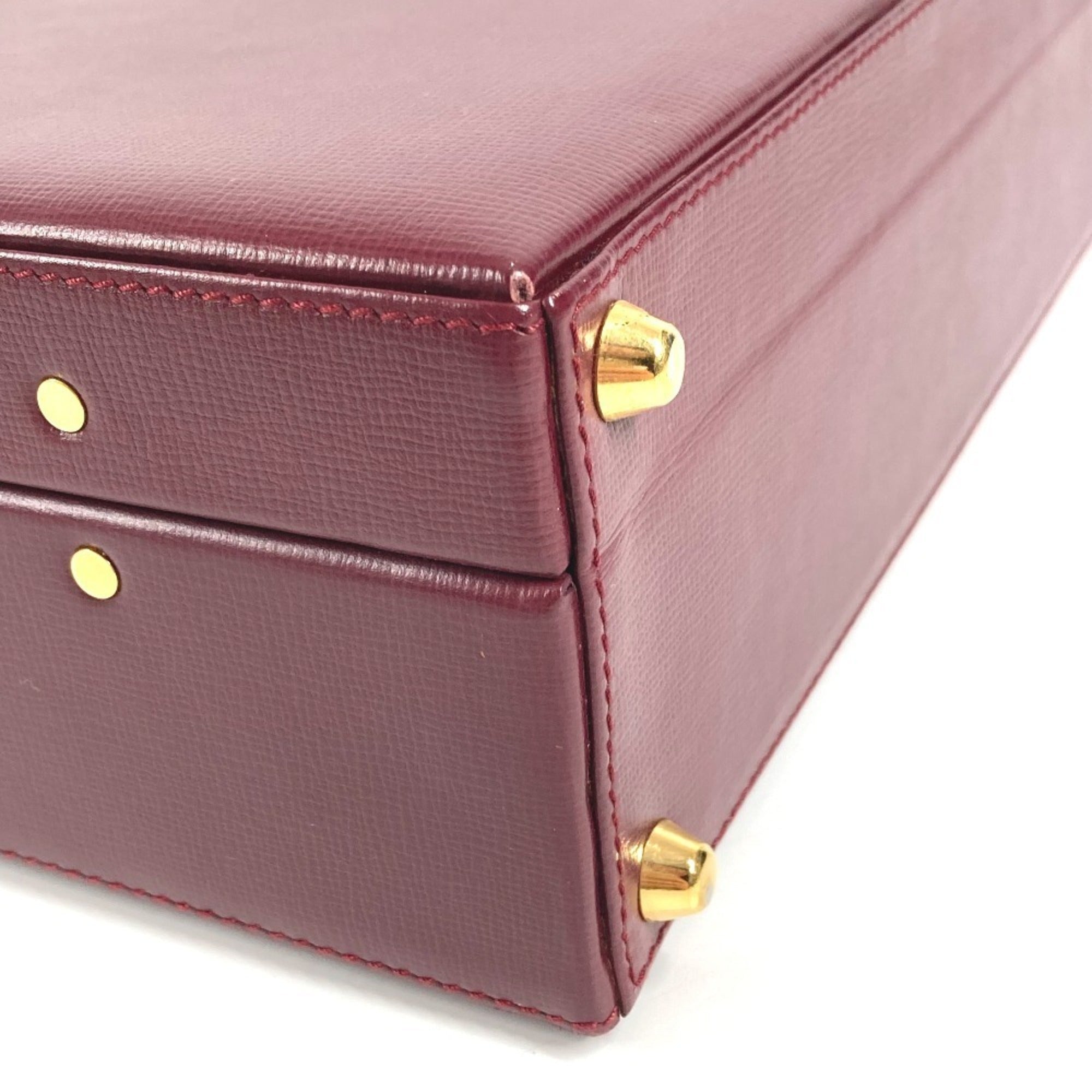 Cartier Wine Red Leather Handbag (Pre-Owned)