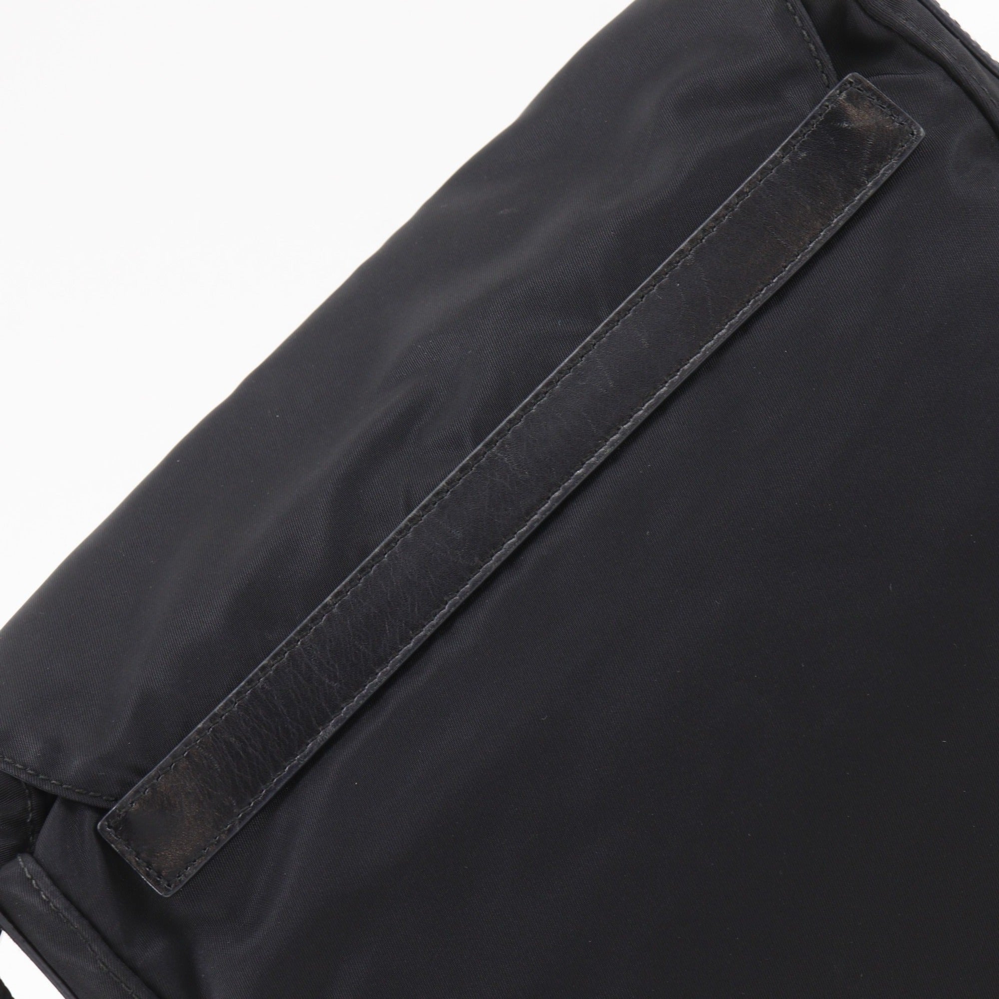 Prada Black Nylon Shoulder Bag (Pre-Owned)