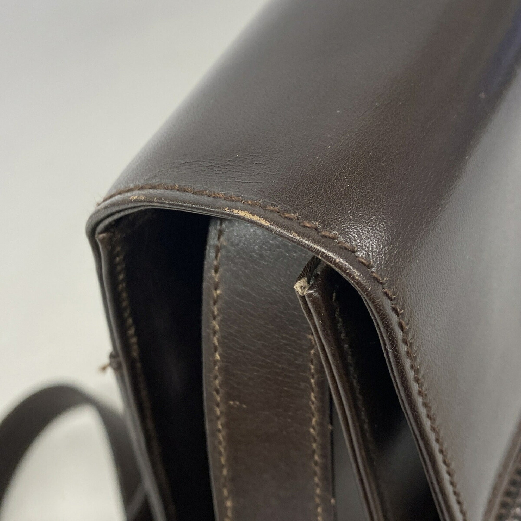 Salvatore Ferragamo Brown Leather Shoulder Bag (Pre-Owned)