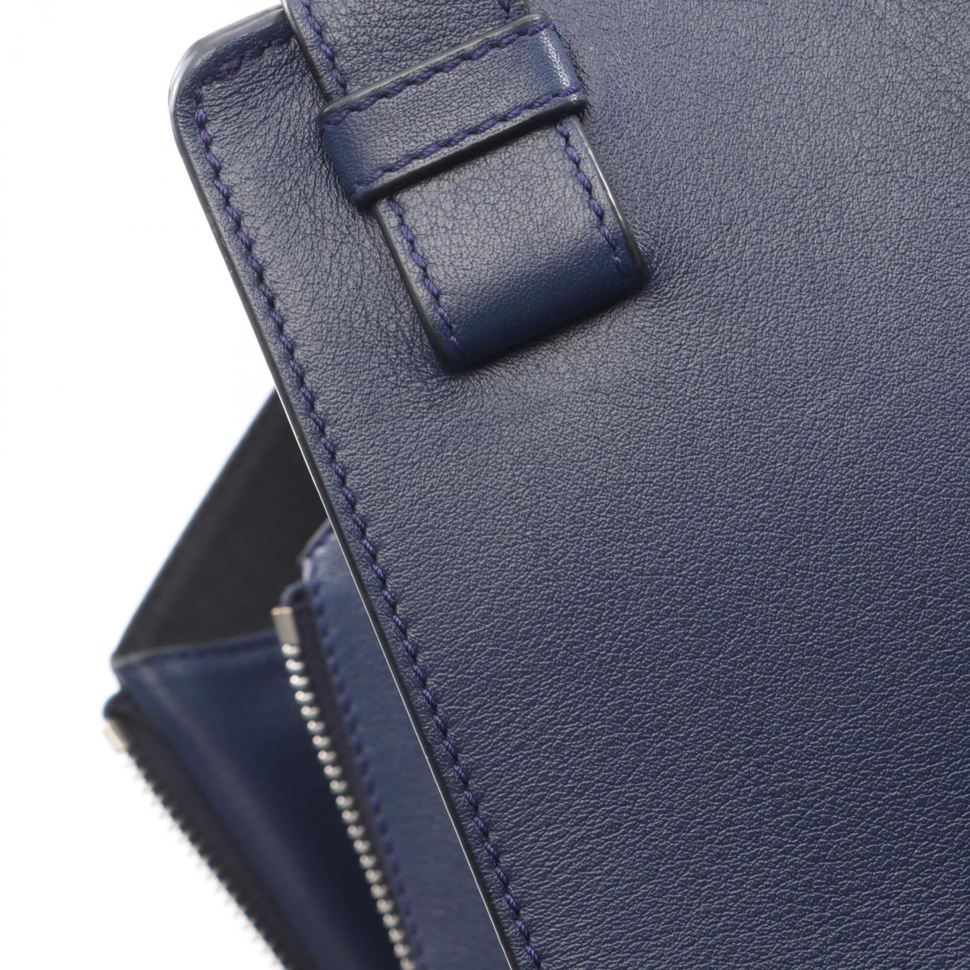 Loewe Navy Leather Handbag (Pre-Owned)
