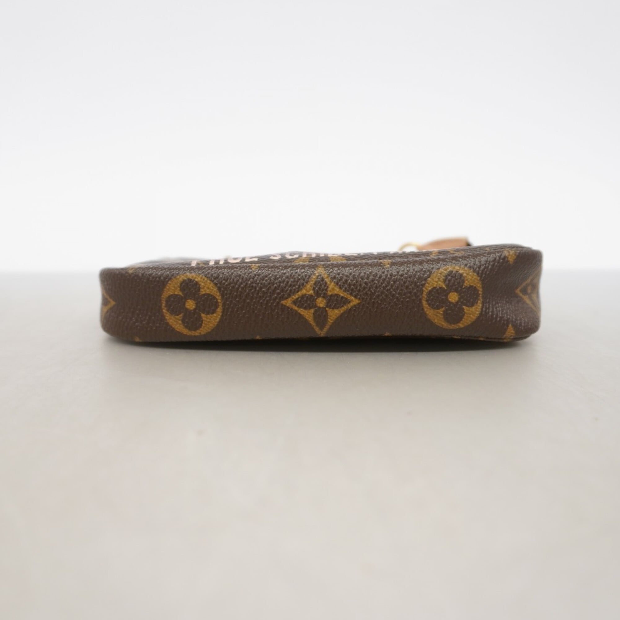 Louis Vuitton Brown Pouch (Pre-Owned)