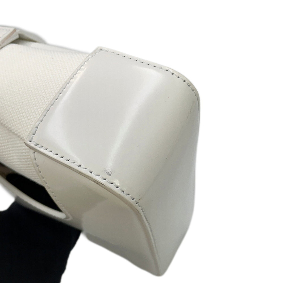 Salvatore Ferragamo White Canvas Handbag (Pre-Owned)