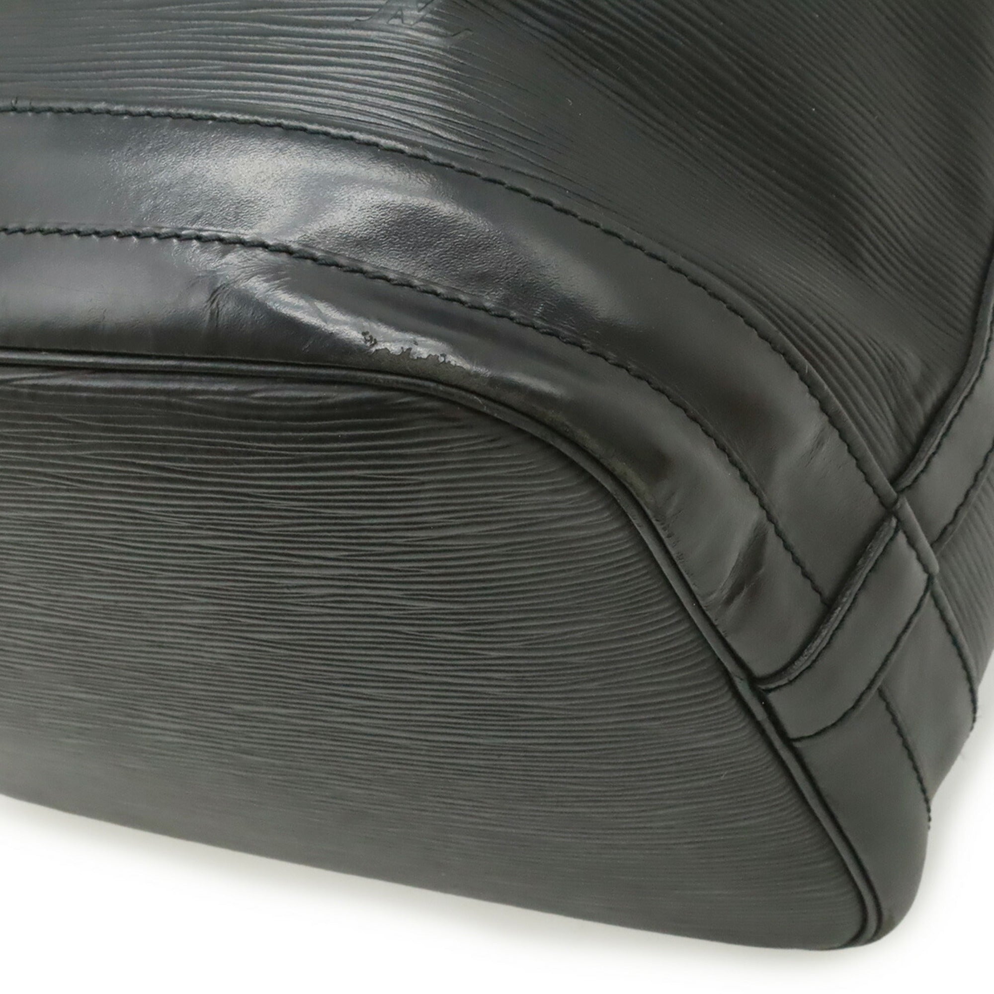 Louis Vuitton Noir Epi Leather Shoulder Bag (Pre-Owned)