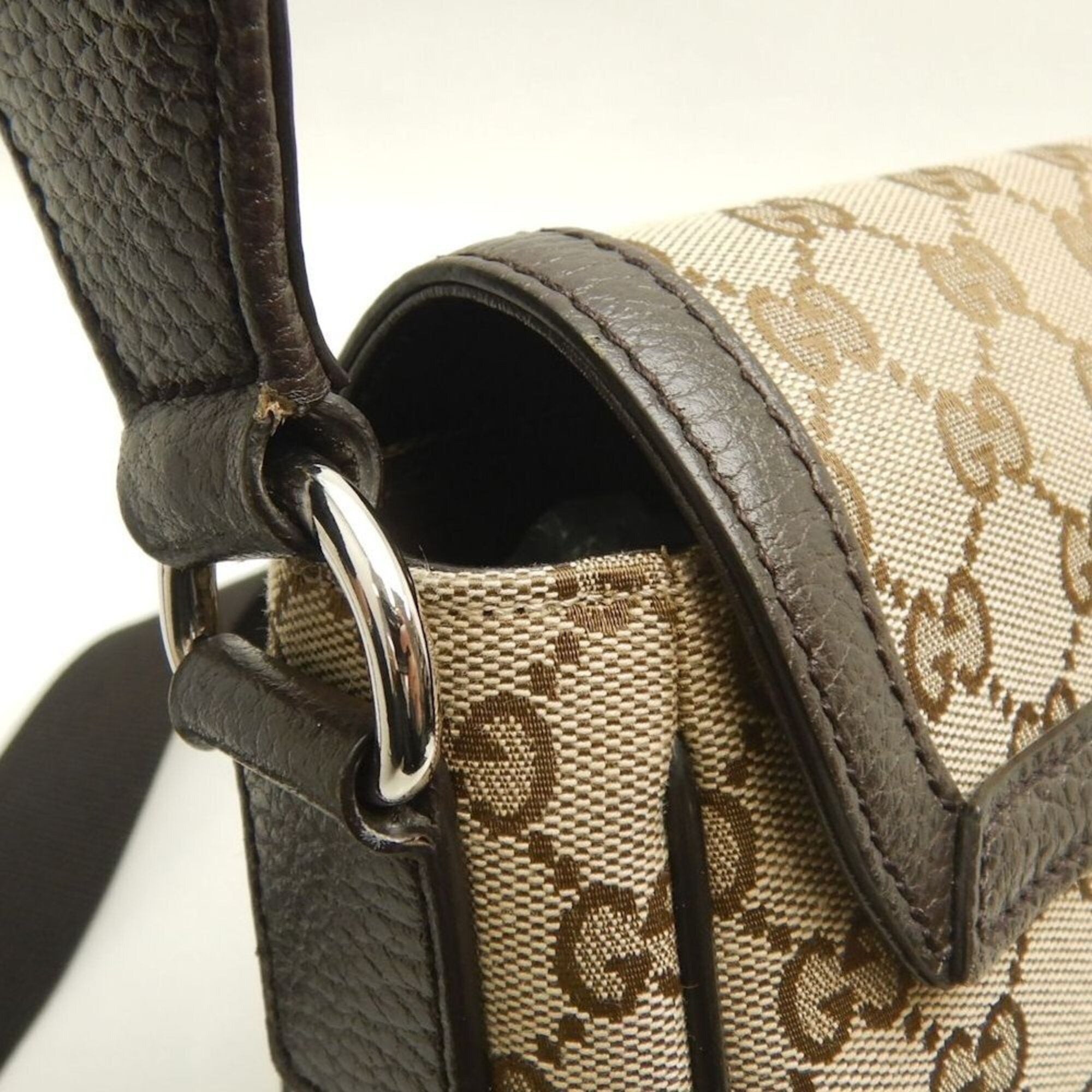 Gucci Gg Canvas Beige Gg Canvas Leather Shoulder Bag (Pre-Owned)