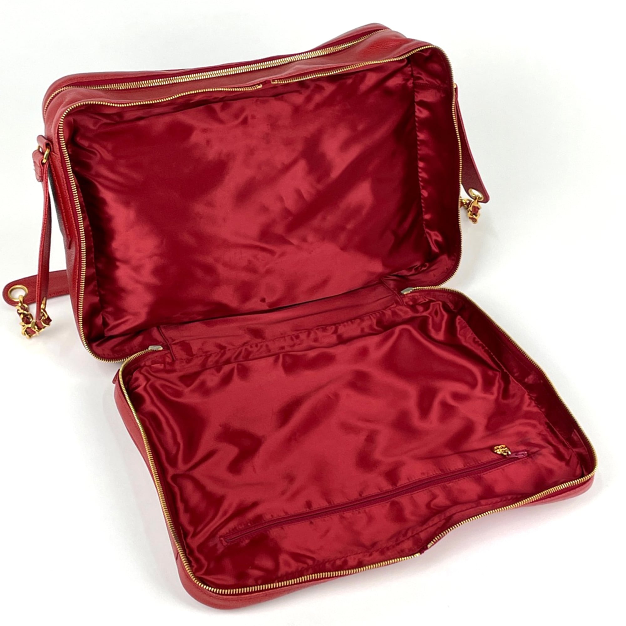 Chanel Red Color Grained Calfskin Shoulder Bag (Pre-Owned)