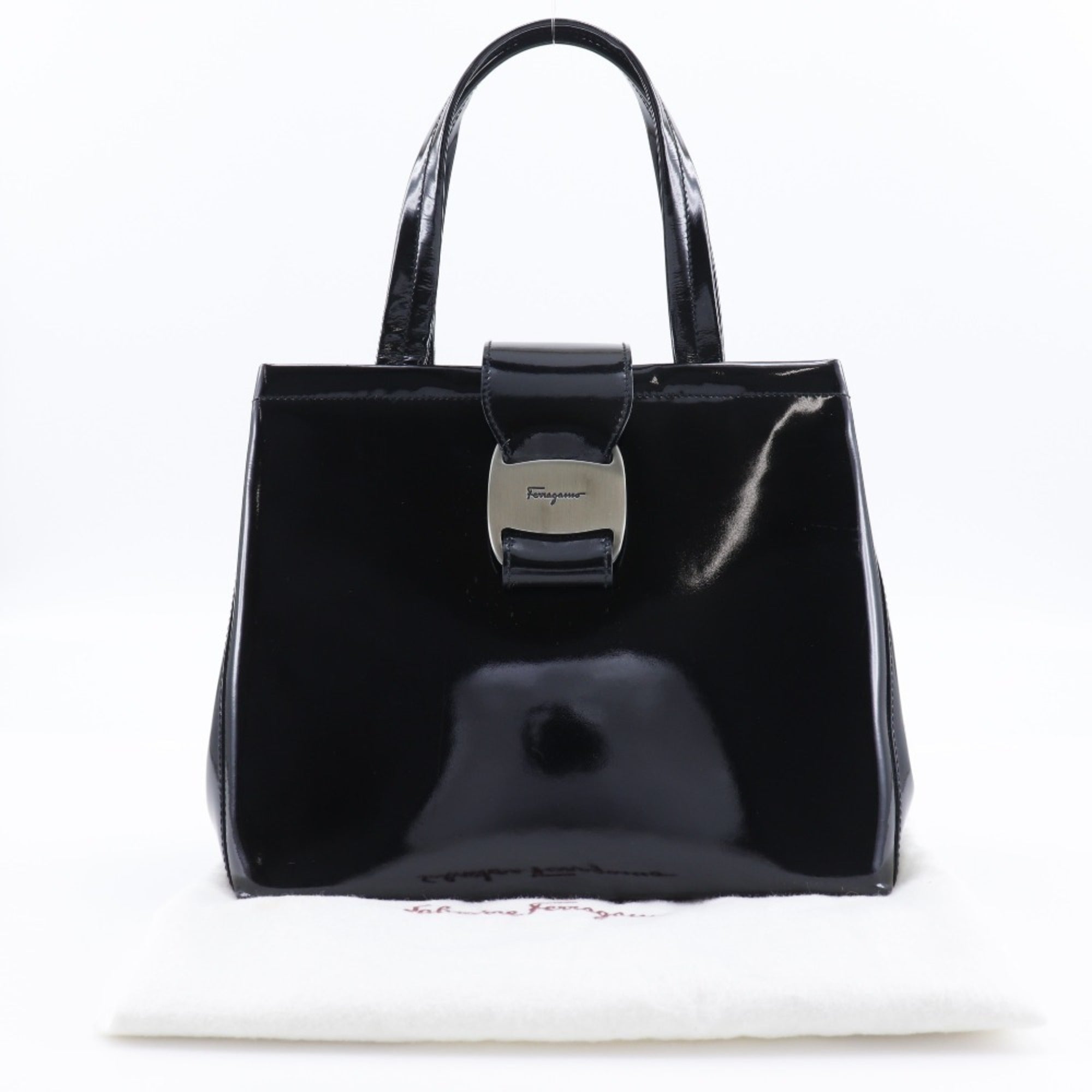 Salvatore Ferragamo Black Patent Leather Handbag (Pre-Owned)