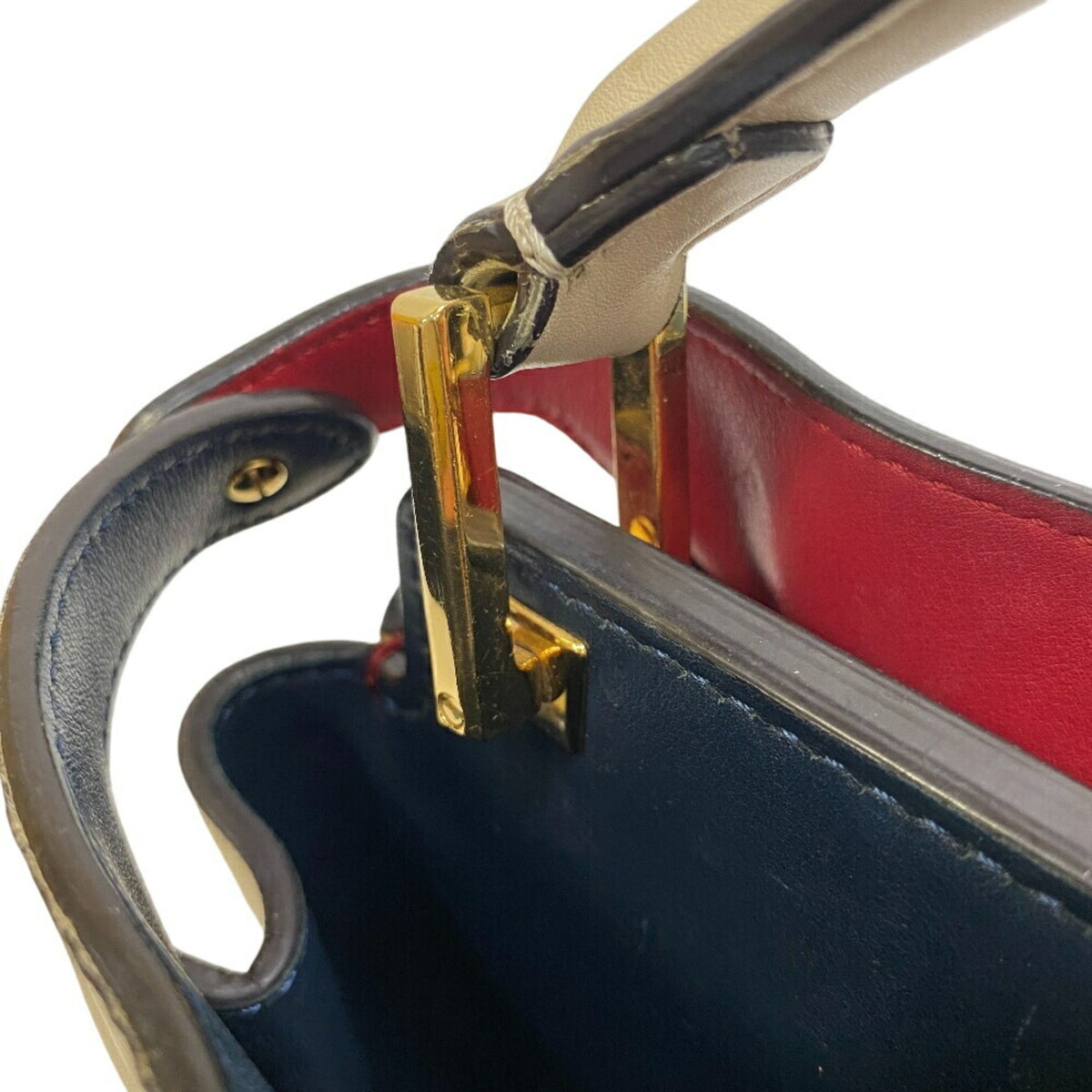 Fendi Beige Leather Handbag Shoulder Bag (Pre-Owned)
