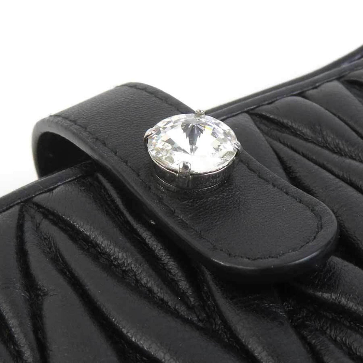 Miu Miu Black Leather Shoulder Bag (Pre-Owned)