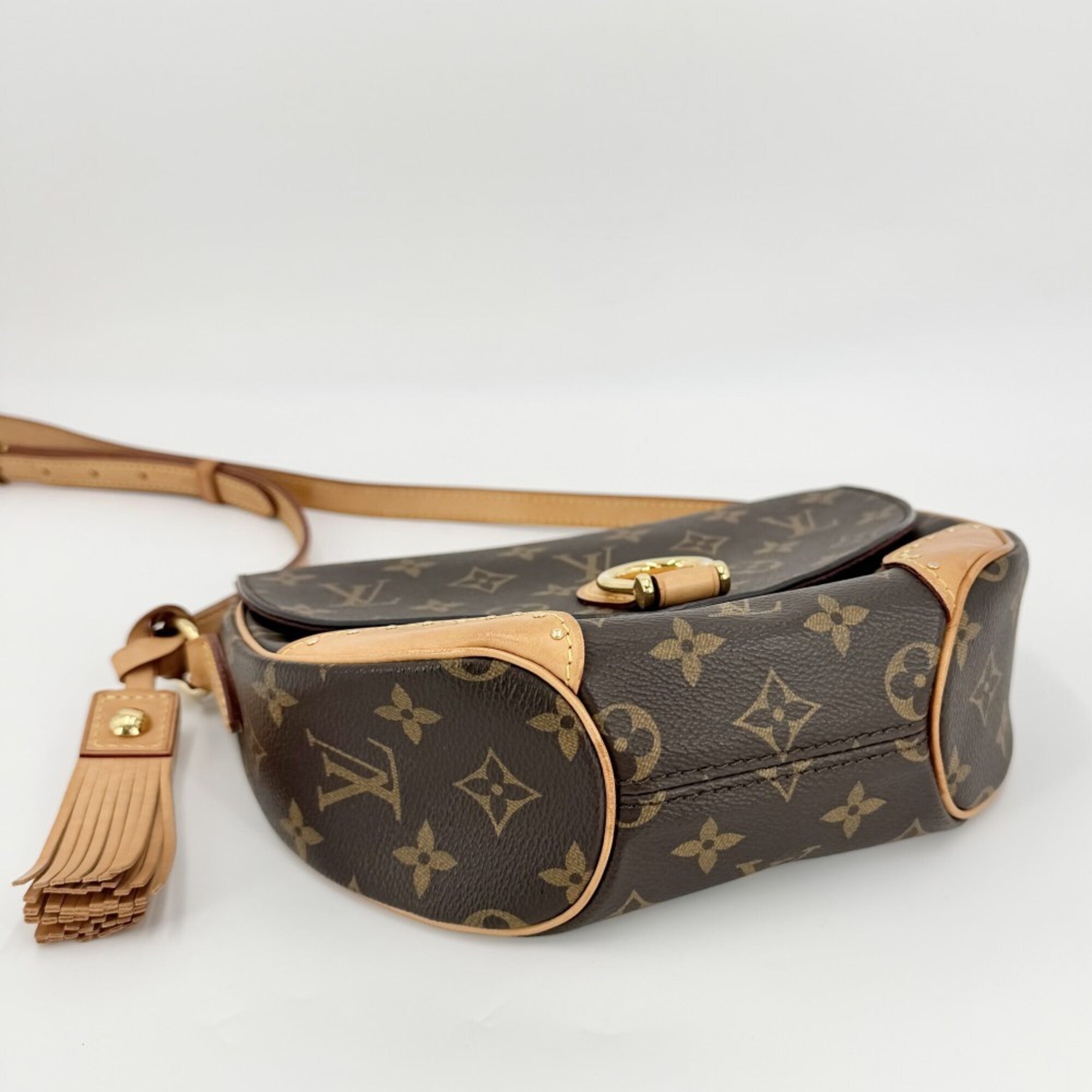 Louis Vuitton Brown Monogram Shoulder Bag (Pre-Owned)