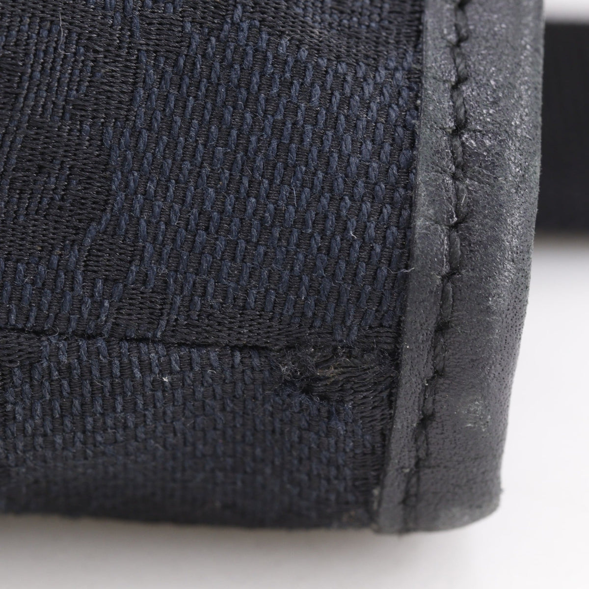 Gucci Gg Canvas Black Gg Canvas Tote Bag (Pre-Owned)