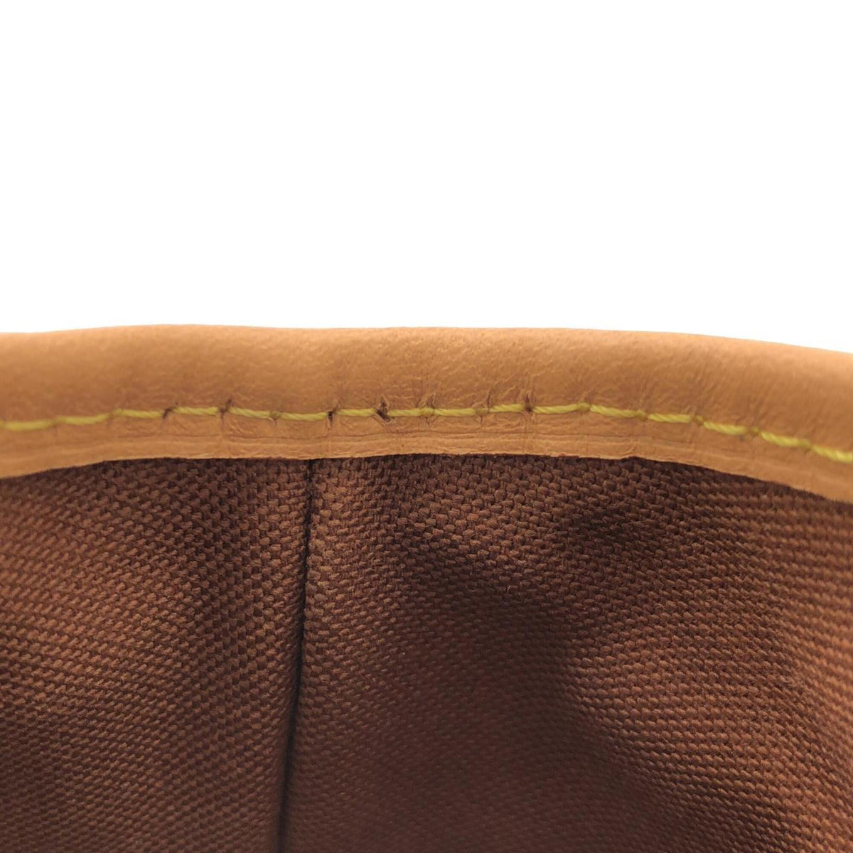 Louis Vuitton Brown Coated Canvas Handbag Pouch (Pre-Owned)