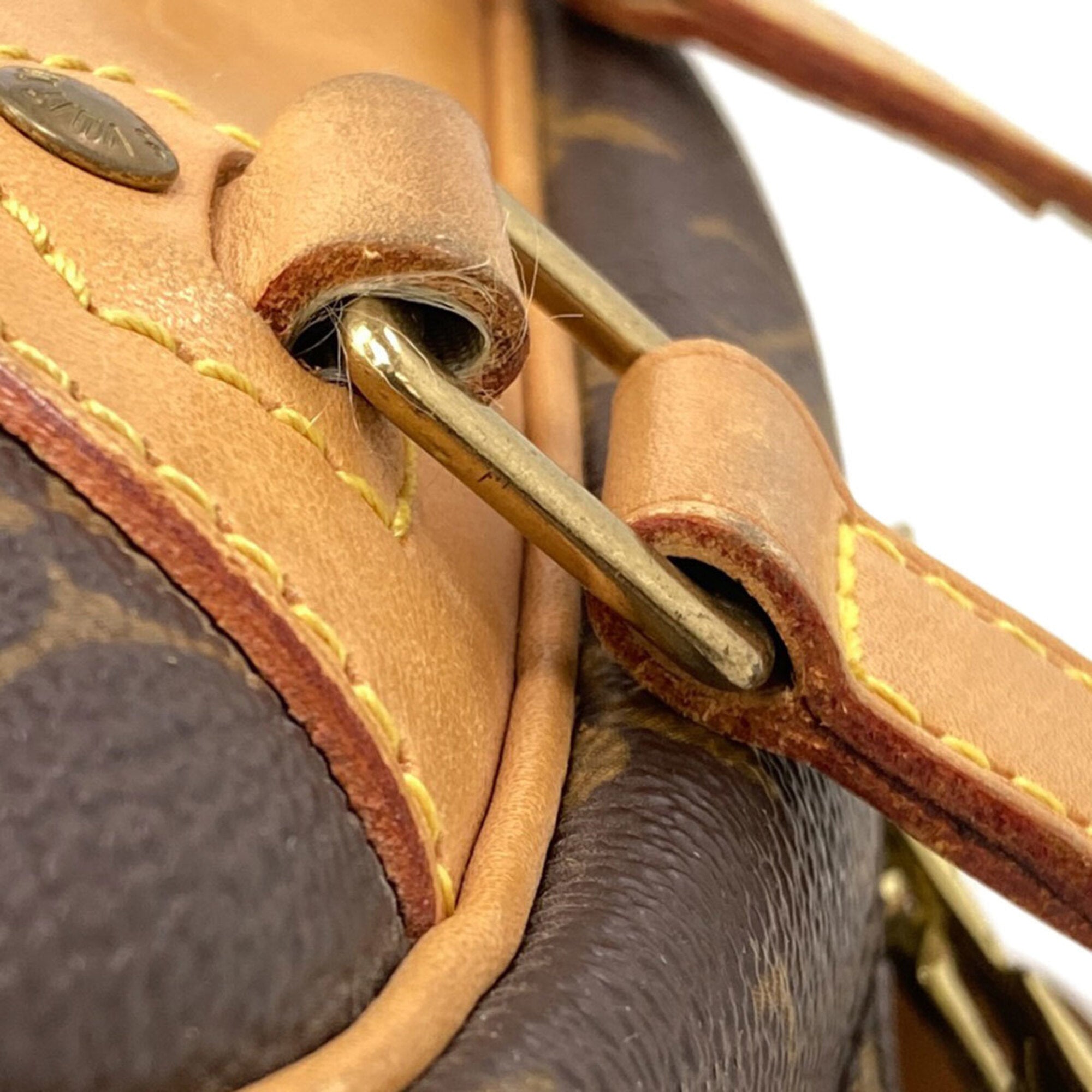 Louis Vuitton Monogram Monogram Monogram Handbag (Pre-Owned)