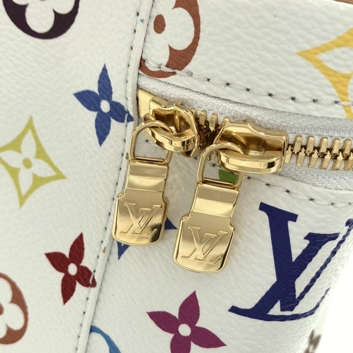 Louis Vuitton White Coated Canvas Handbag (Pre-Owned)