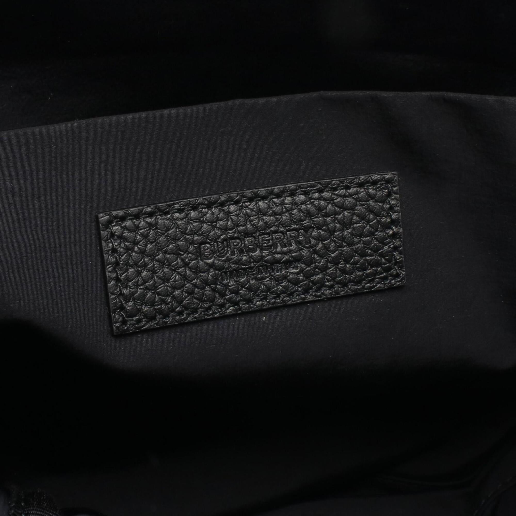 Burberry Black Nylon Leather Crossbody Bag Handbag Shoulder Bag (Pre-Owned)